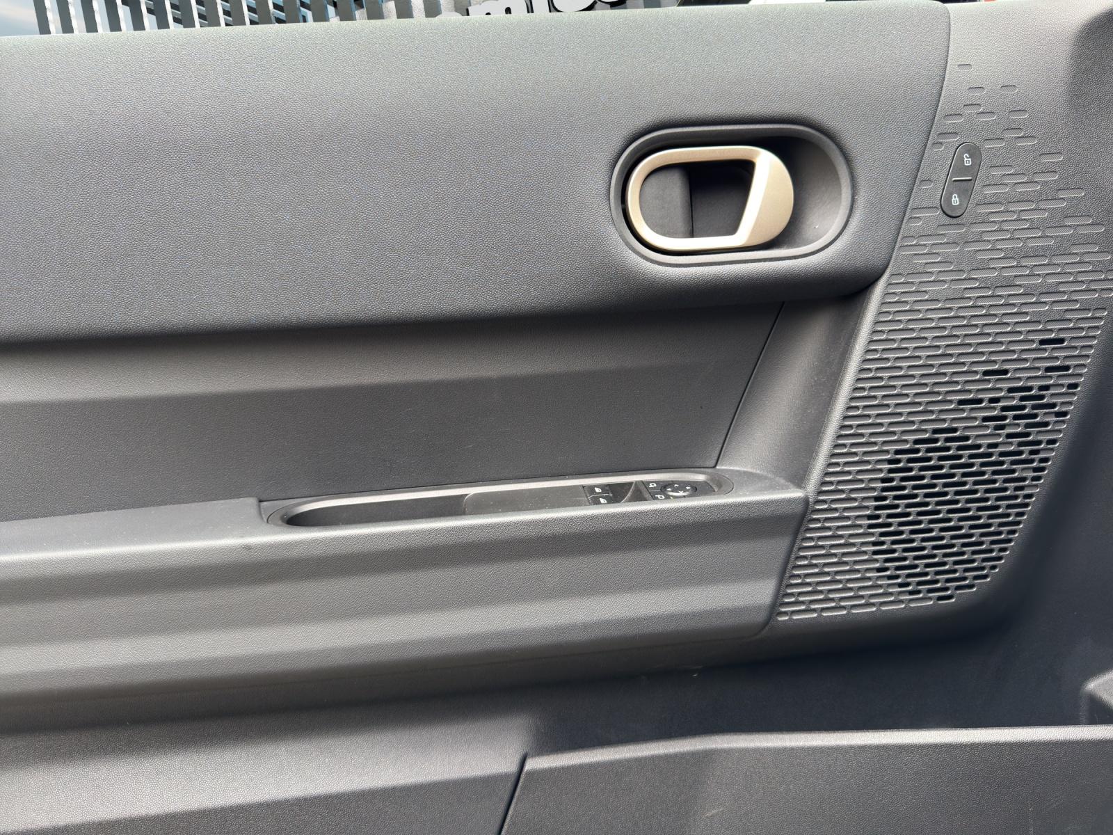 MINI F66 1.5i Cooper C Essential Trim-image-14