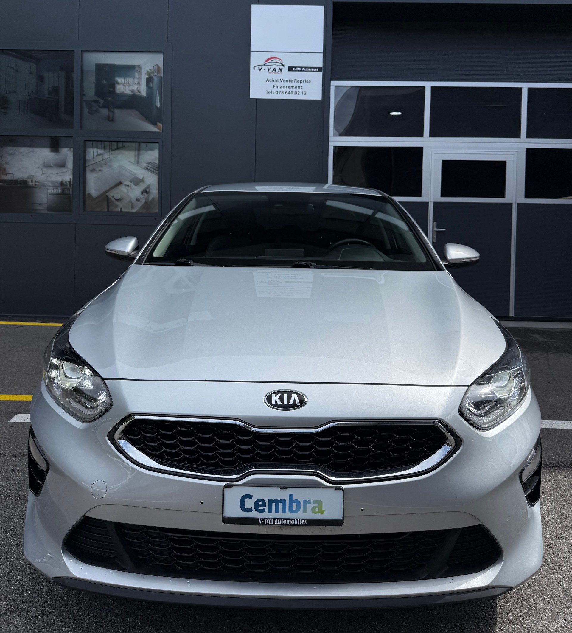 KIA Ceed 1.4 T-GDi Style DCT-image-4