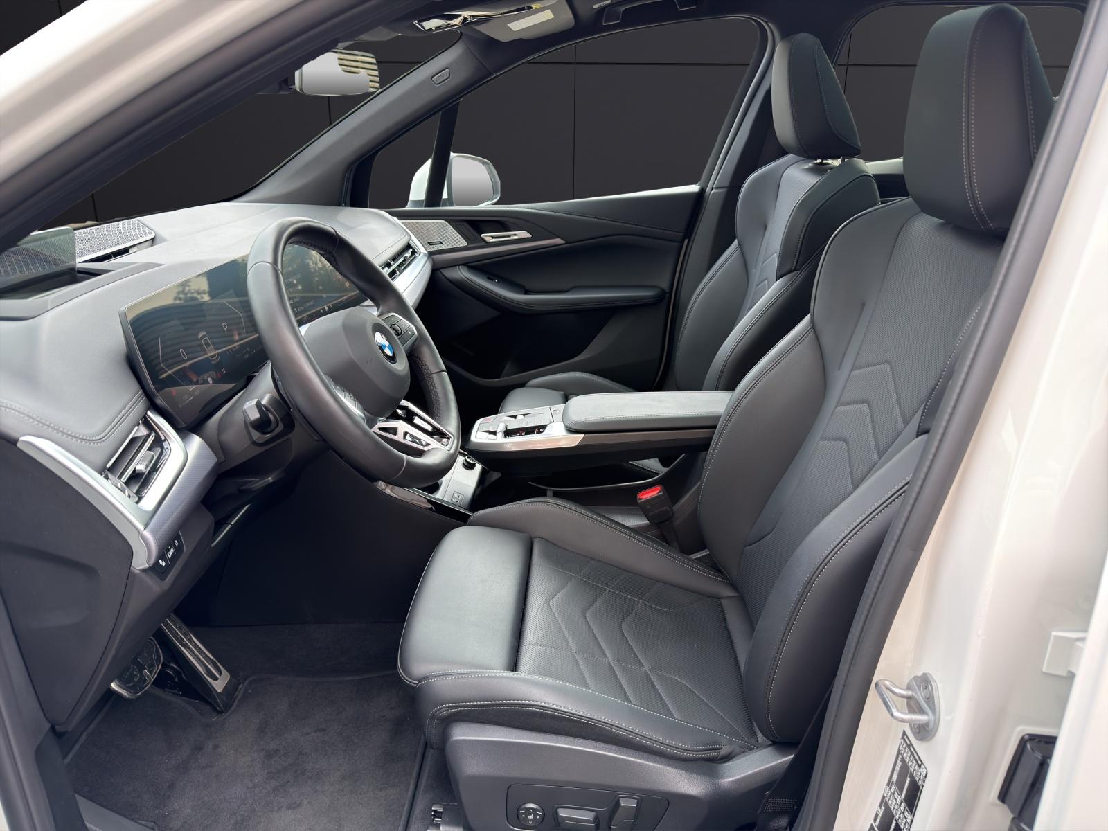 BMW 223d xDrive Active Tourer-image-1