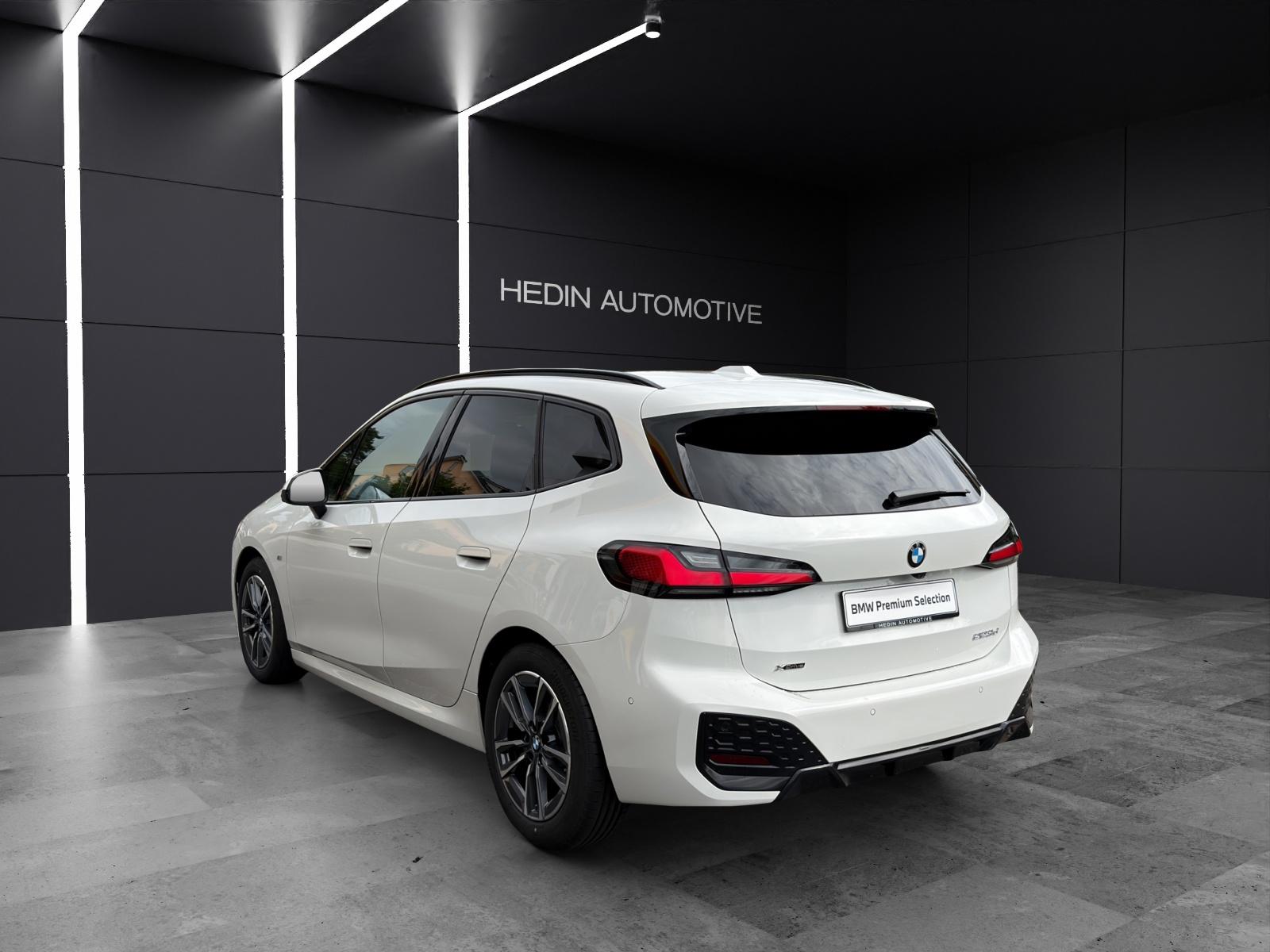 BMW 223d xDrive Active Tourer-image-2