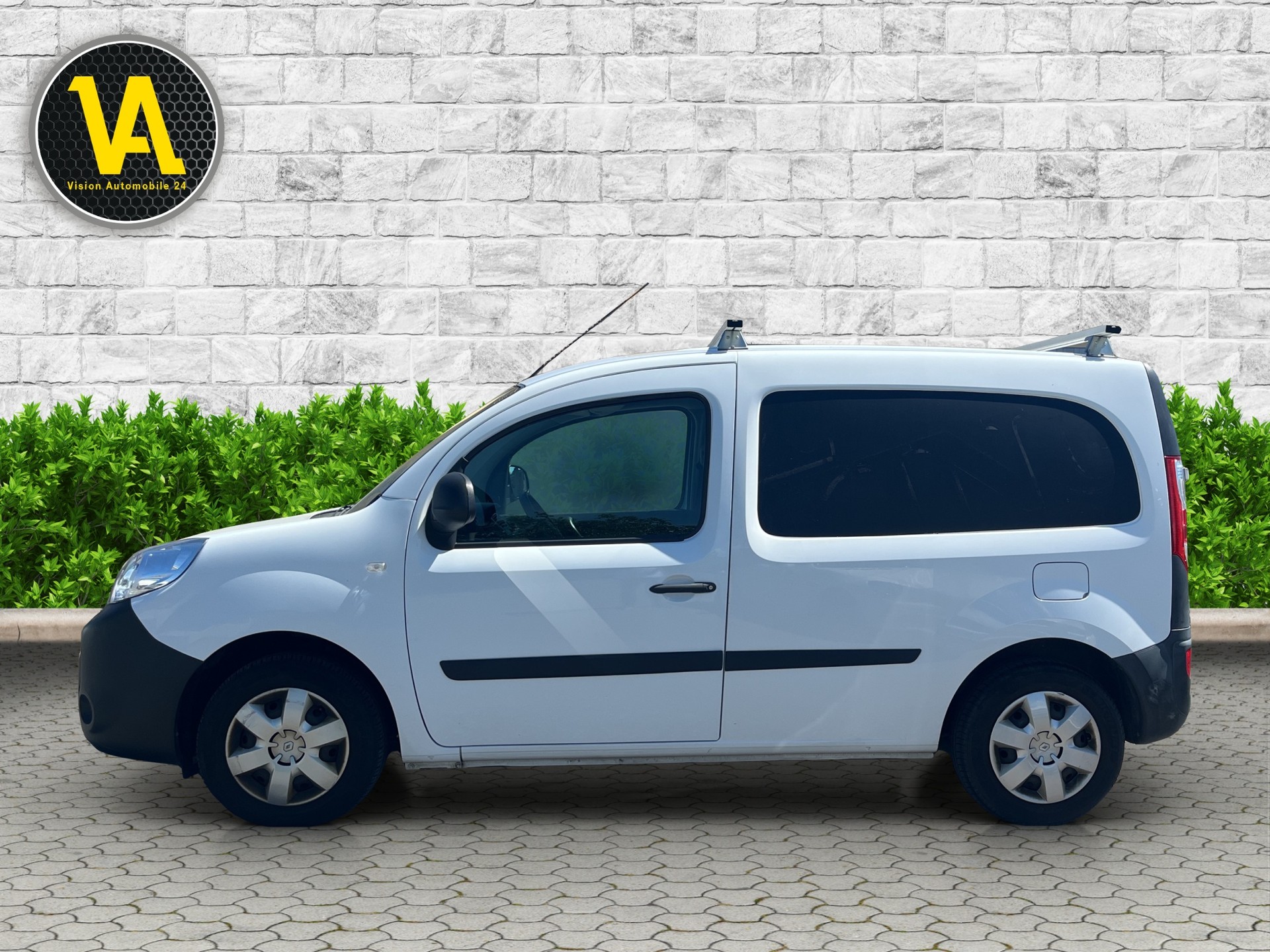 RENAULT Kangoo Medium TCe 115 ENERGY Business-image-0