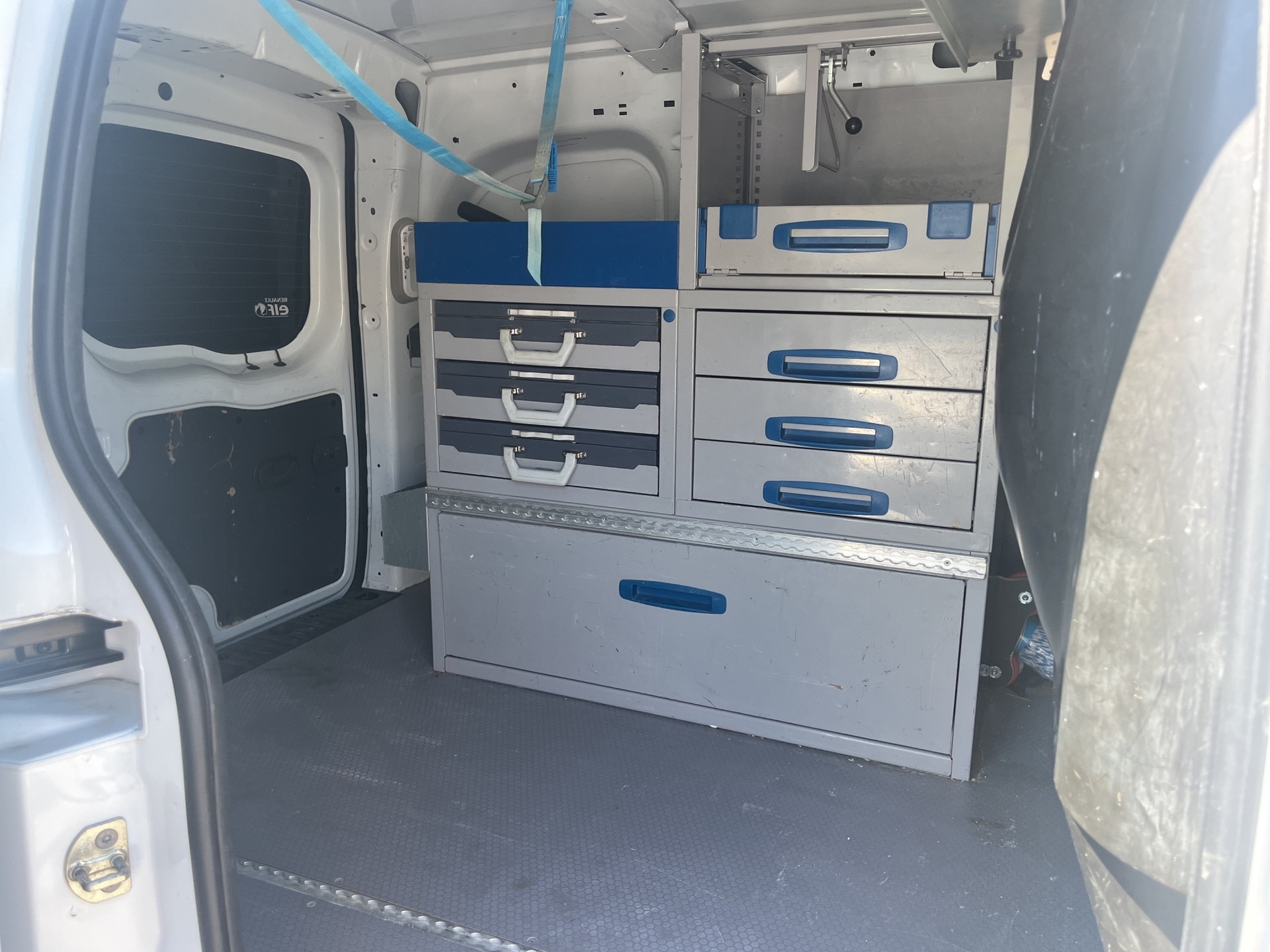 RENAULT Kangoo Medium TCe 115 ENERGY Business-image-11