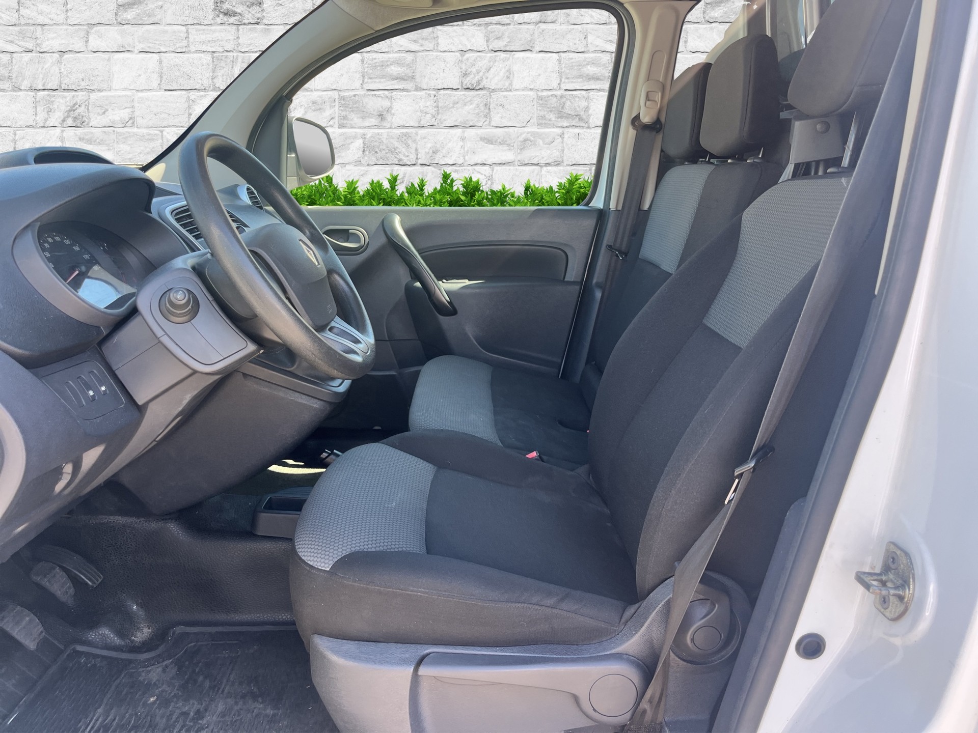 RENAULT Kangoo Medium TCe 115 ENERGY Business-image-8