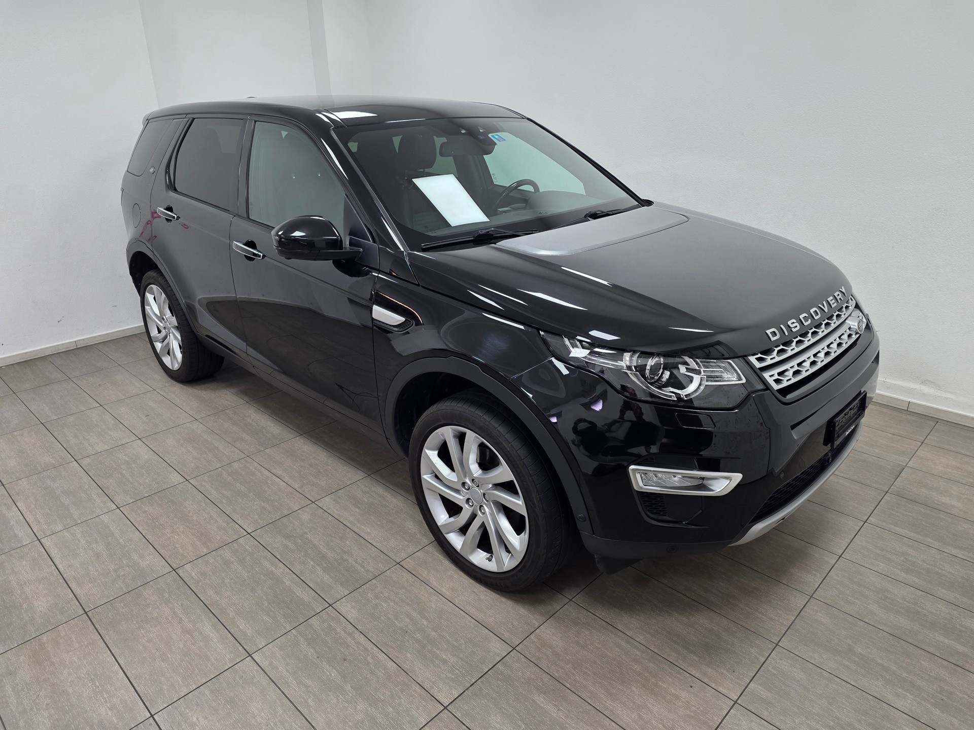 LAND ROVER Discovery Sport 2.0 TD4 HSE Luxury AT9-image-1