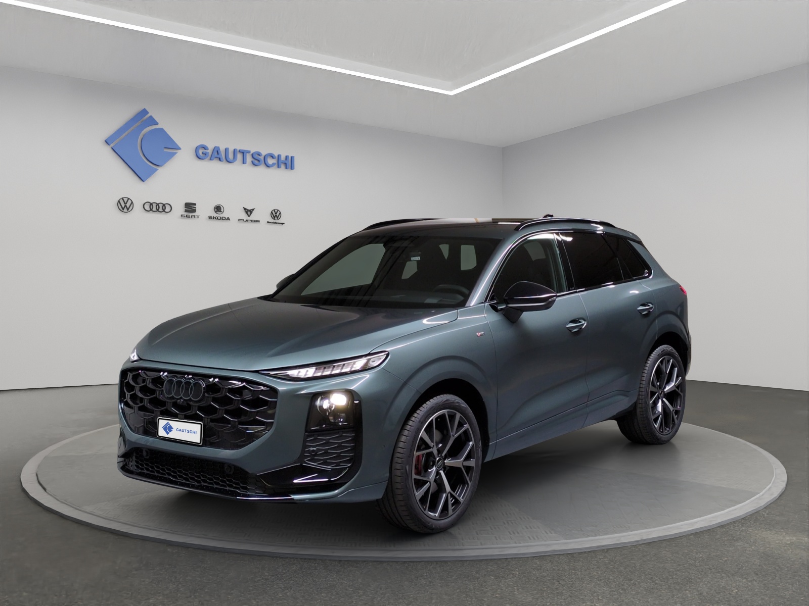AUDI Q3 SUV TFSI quattro 195 kW S tronic-image-0