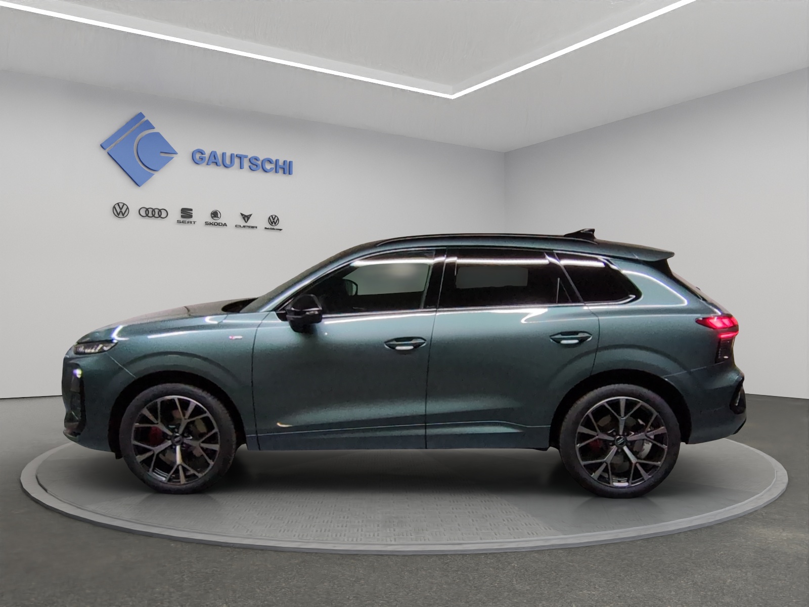 AUDI Q3 SUV TFSI quattro 195 kW S tronic-image-1