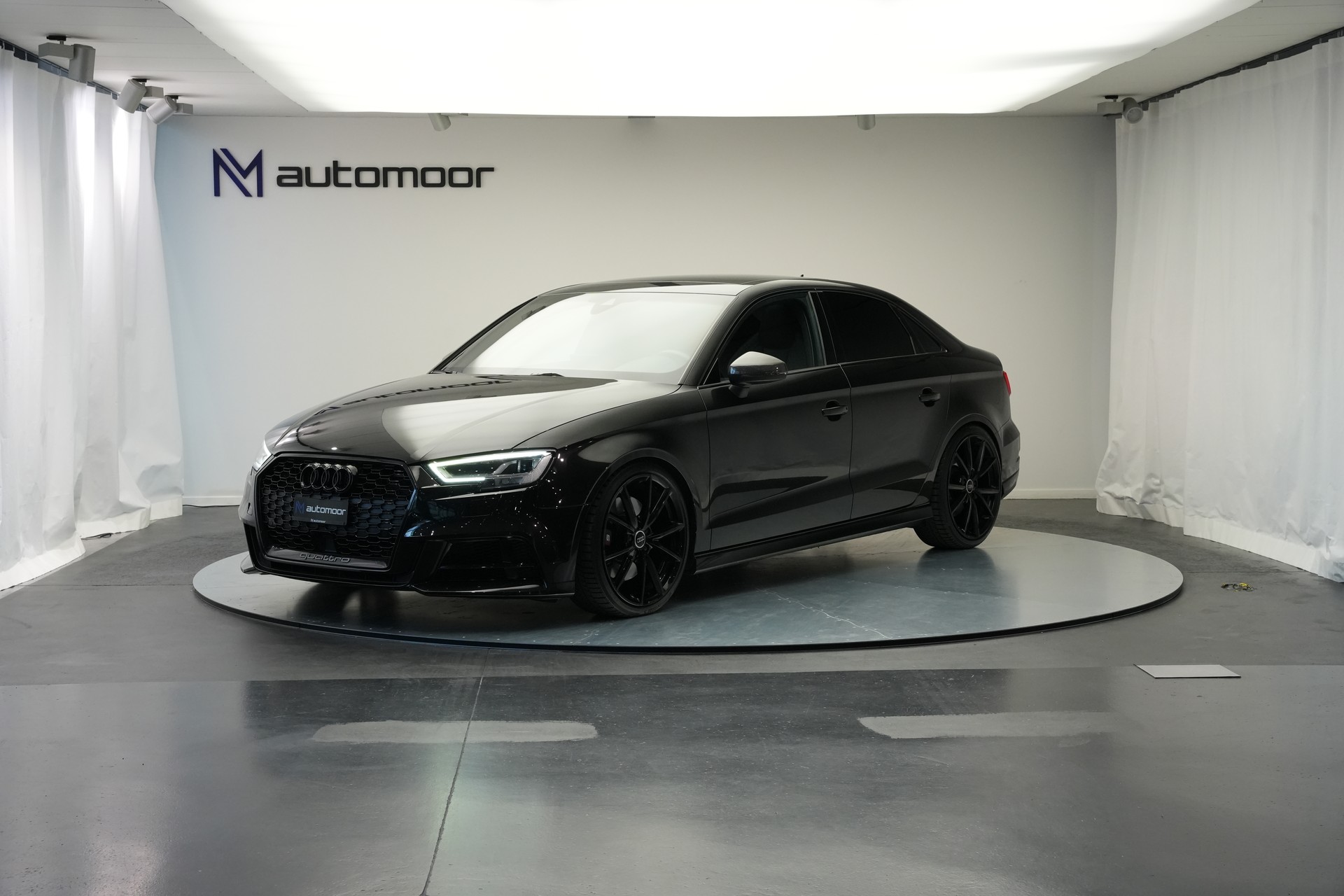 AUDI S3 Limousine 2.0 TFSI quattro S-tronic *Pantherschwarz* *Ego-X Auspuff*