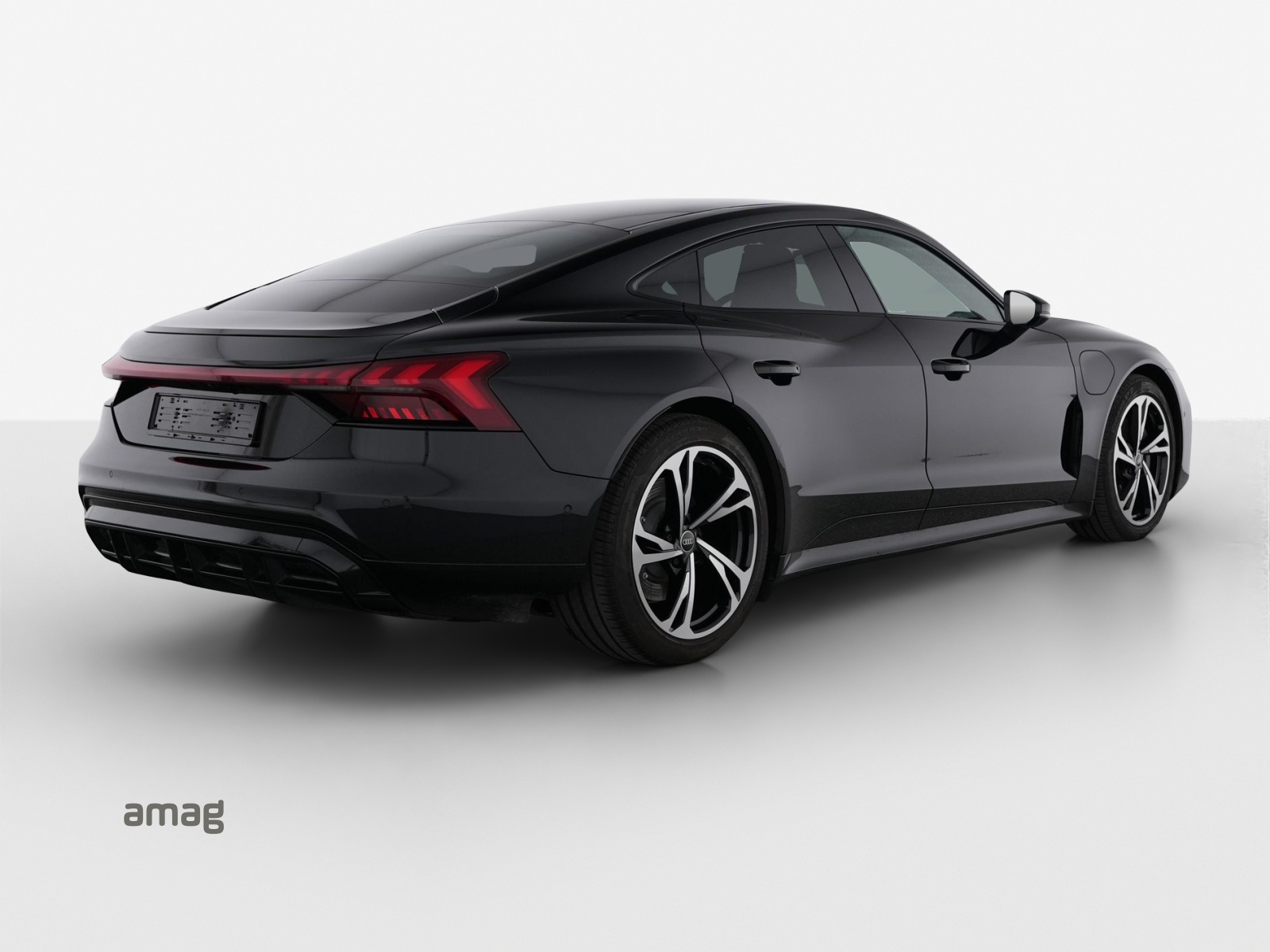 AUDI e-tron GT quattro-image-3