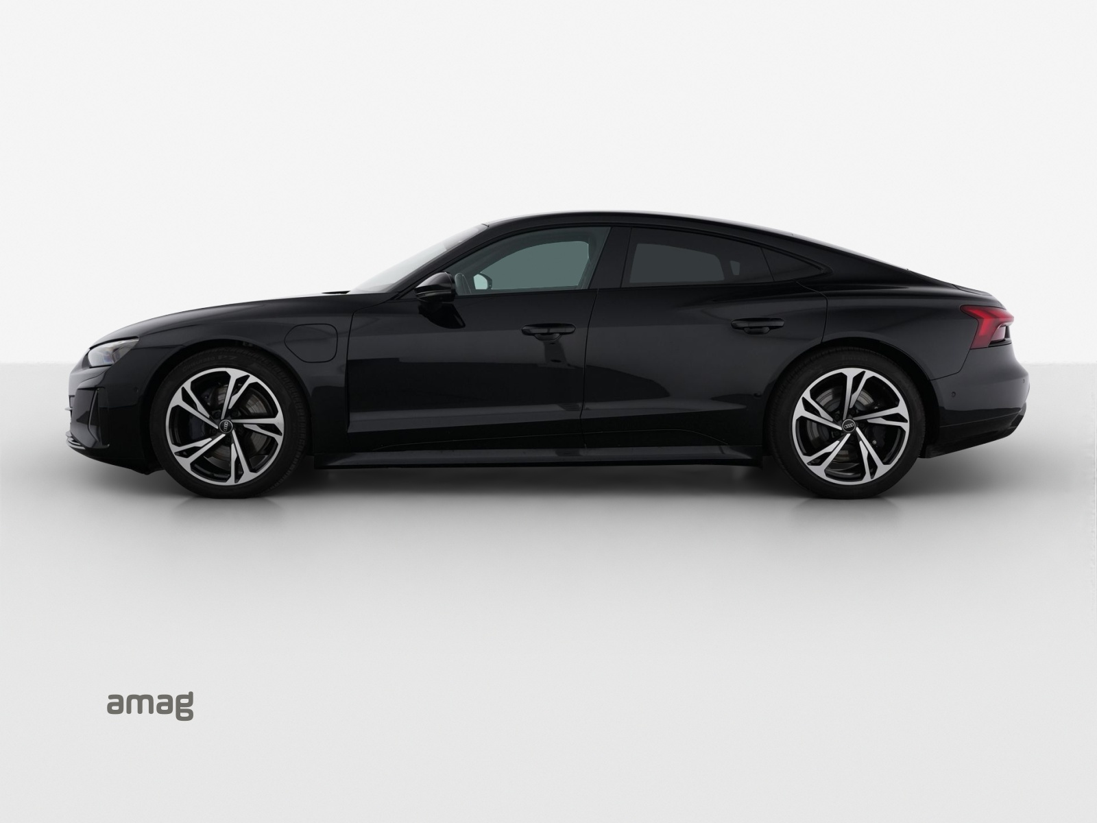 AUDI e-tron GT quattro-image-1