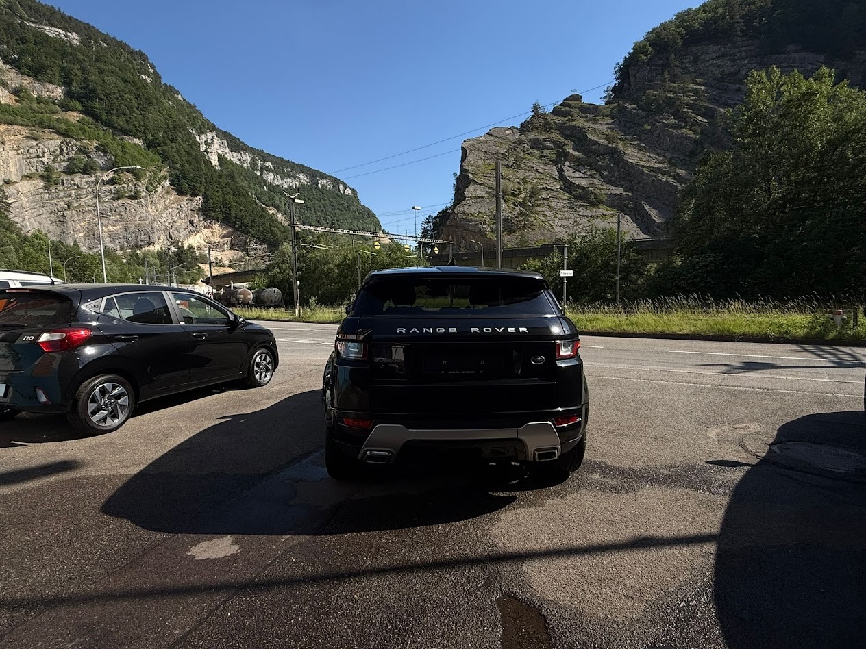 LAND ROVER Range Rover Evoque 2.0 TD4 SE AT9-image-10