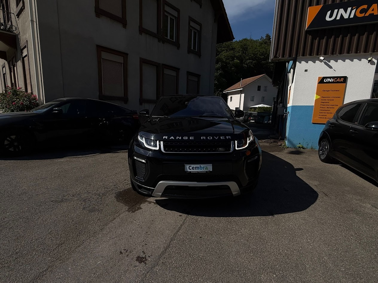 LAND ROVER Range Rover Evoque 2.0 TD4 SE AT9-image-15