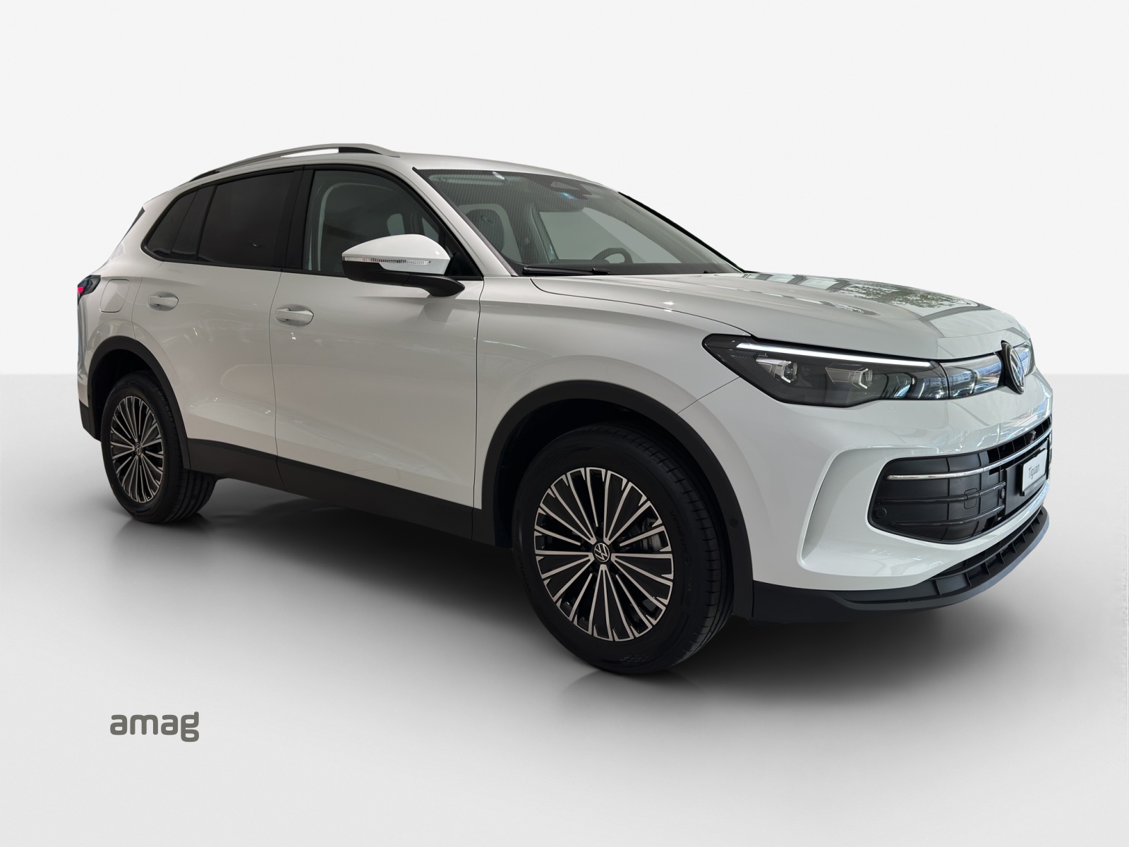 VW Tiguan 2.0 TSI DSG Life 4Motion-image-5
