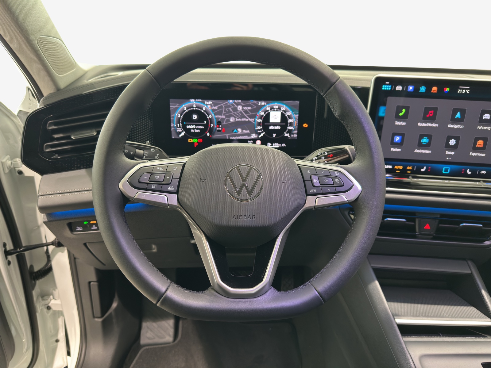 VW Tiguan 2.0 TSI DSG Life 4Motion-image-9