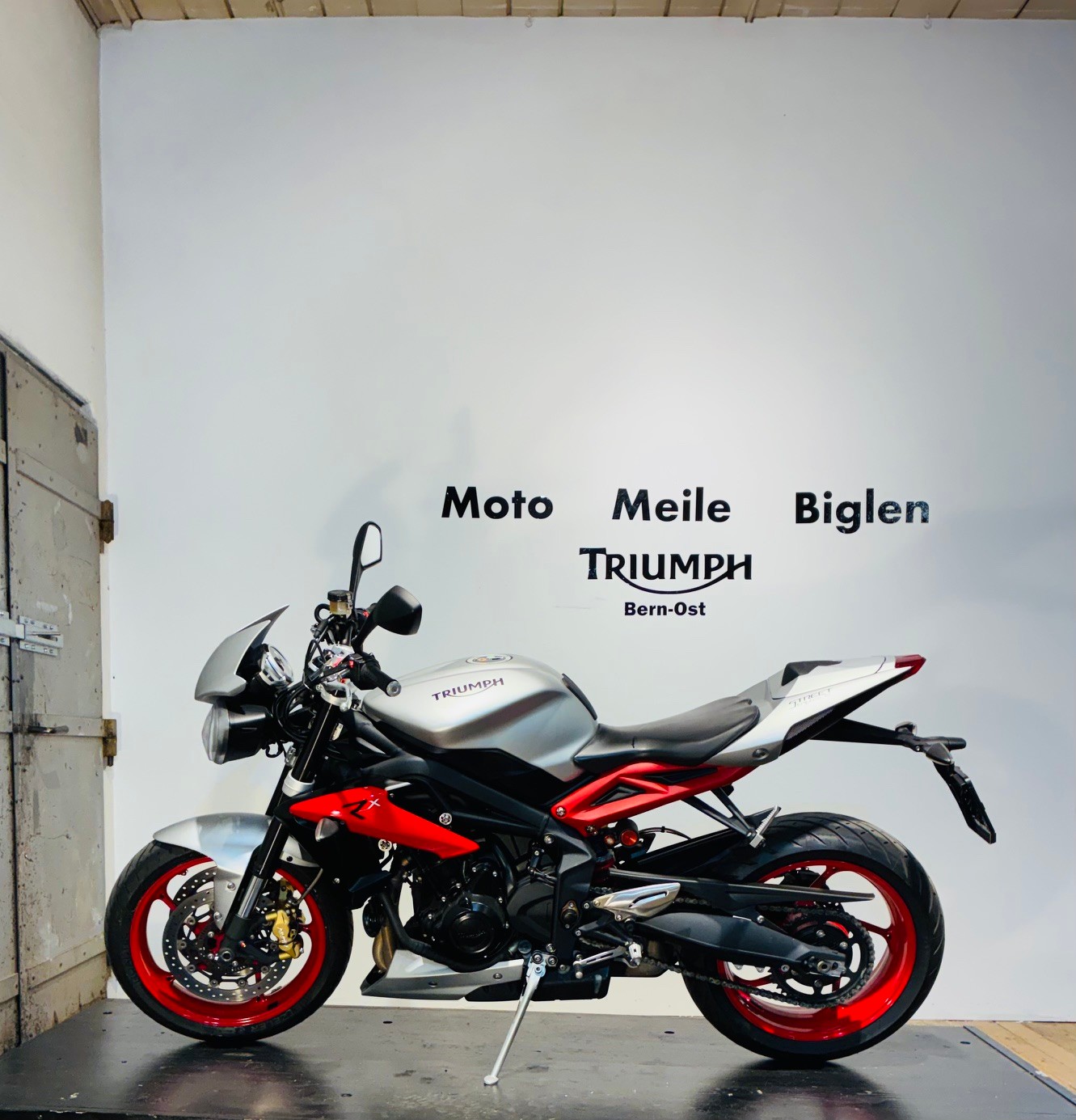 TRIUMPH Street Triple 675 Rx ABS-image-1