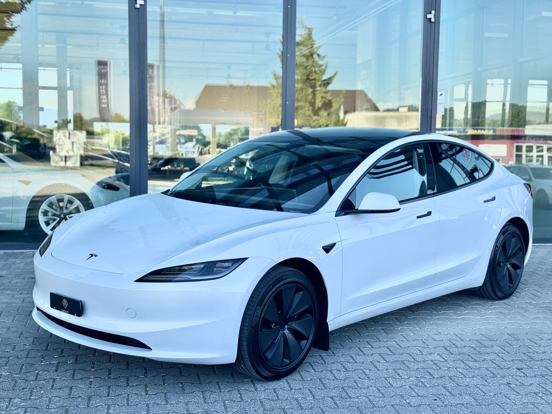 TESLA Model 3 Long Range Dual Motor AWD / Full Self Driving-image-2