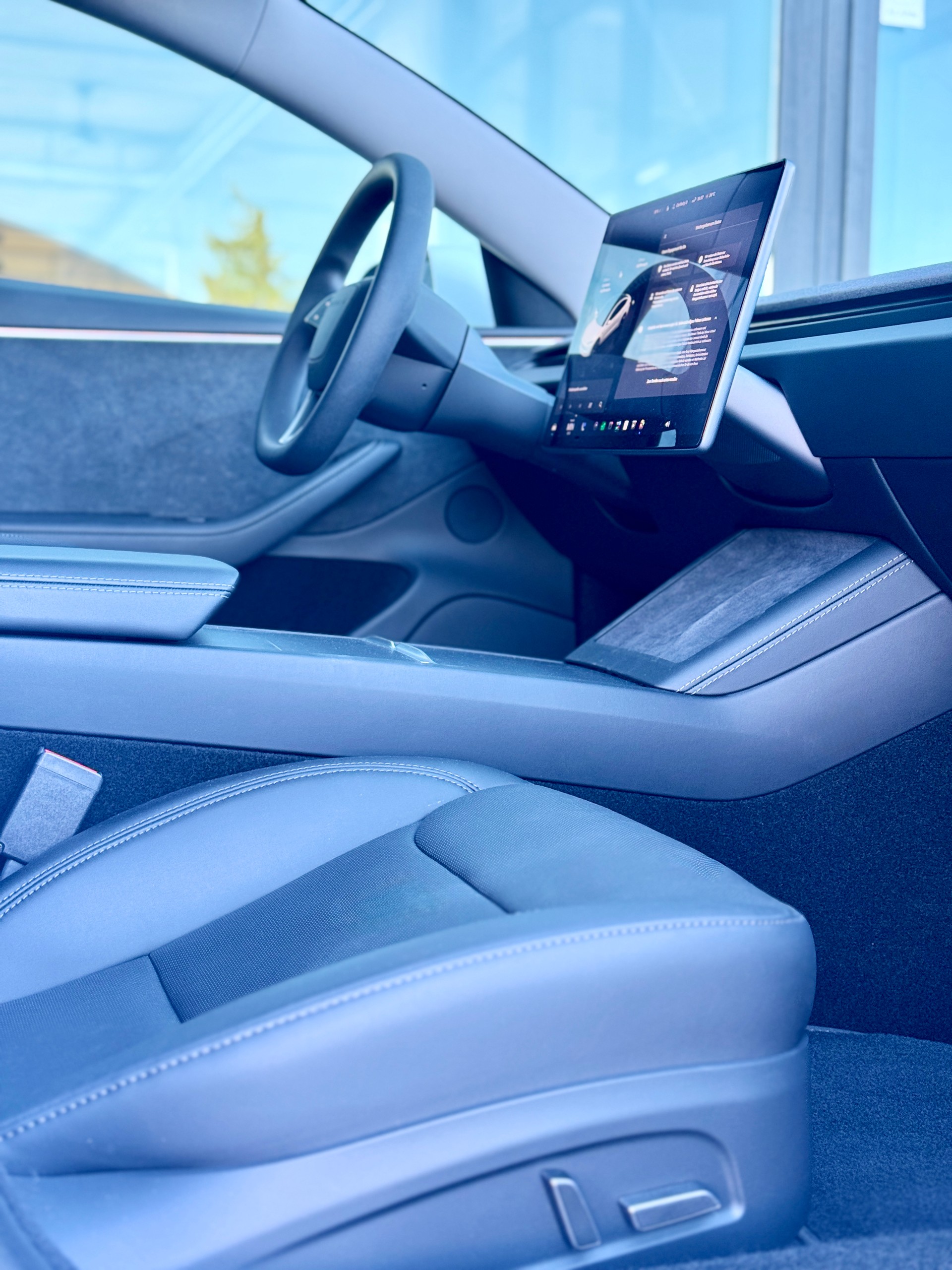 TESLA Model 3 Long Range Dual Motor AWD / Full Self Driving-image-8