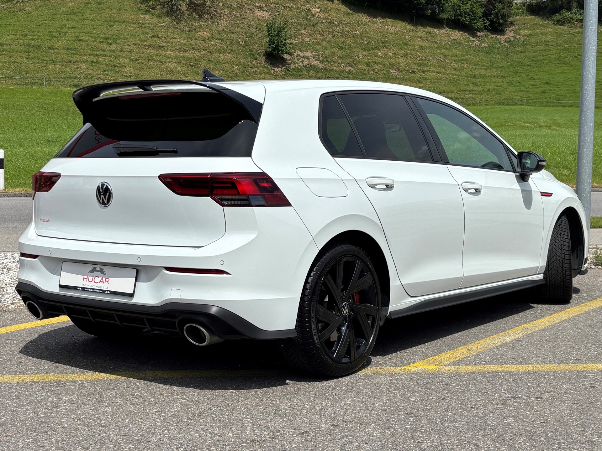 VW Golf 8 2.0 TSI GTI Clubsport DSG-image-2
