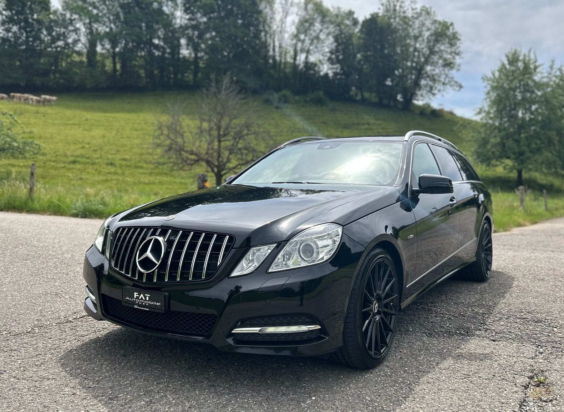 MERCEDES-BENZ E 300 CDI BlueEfficiency Avantgarde 7G-Tronic-image-0