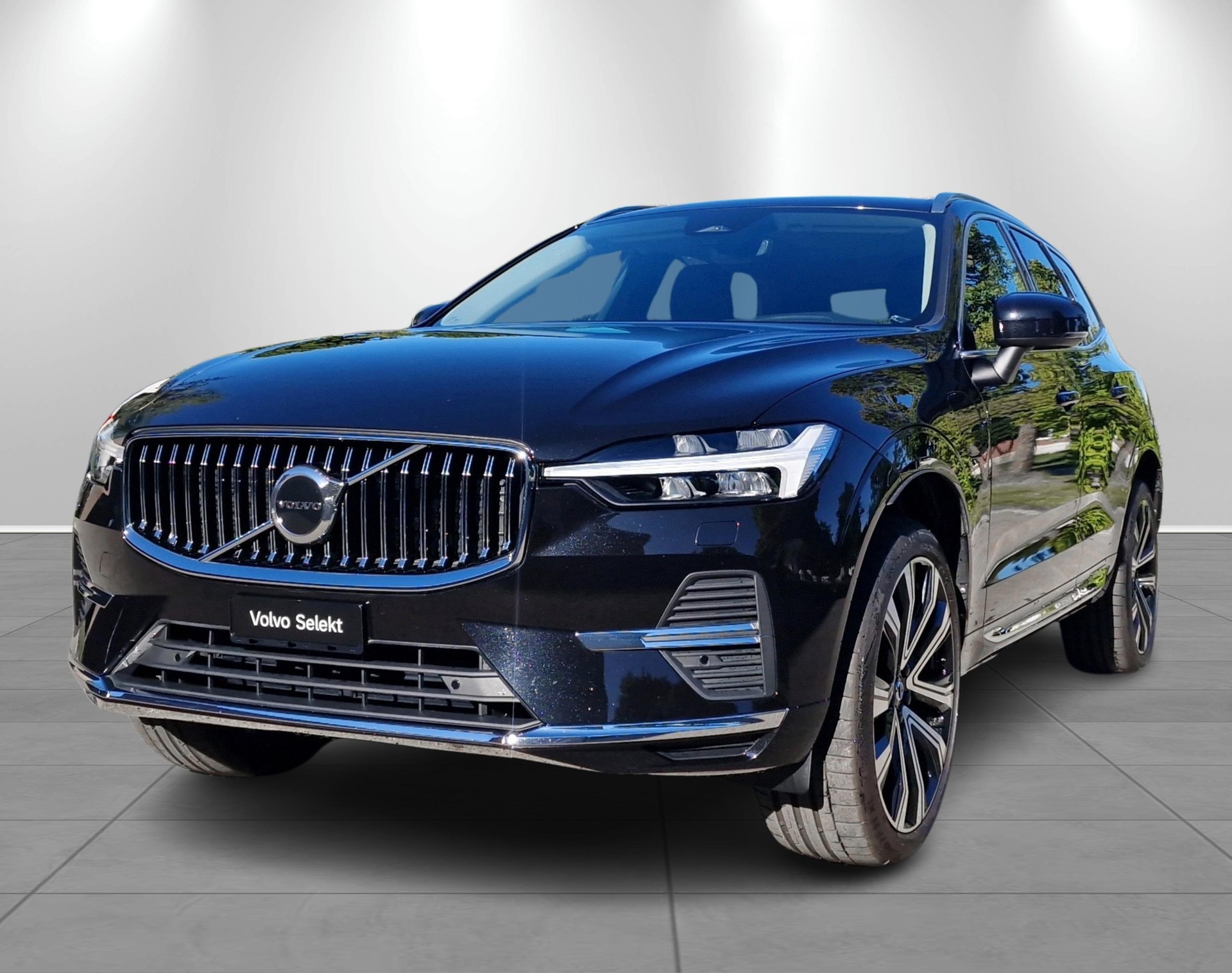 VOLVO XC60 2.0 T8 TE Inscription eAW-image-0