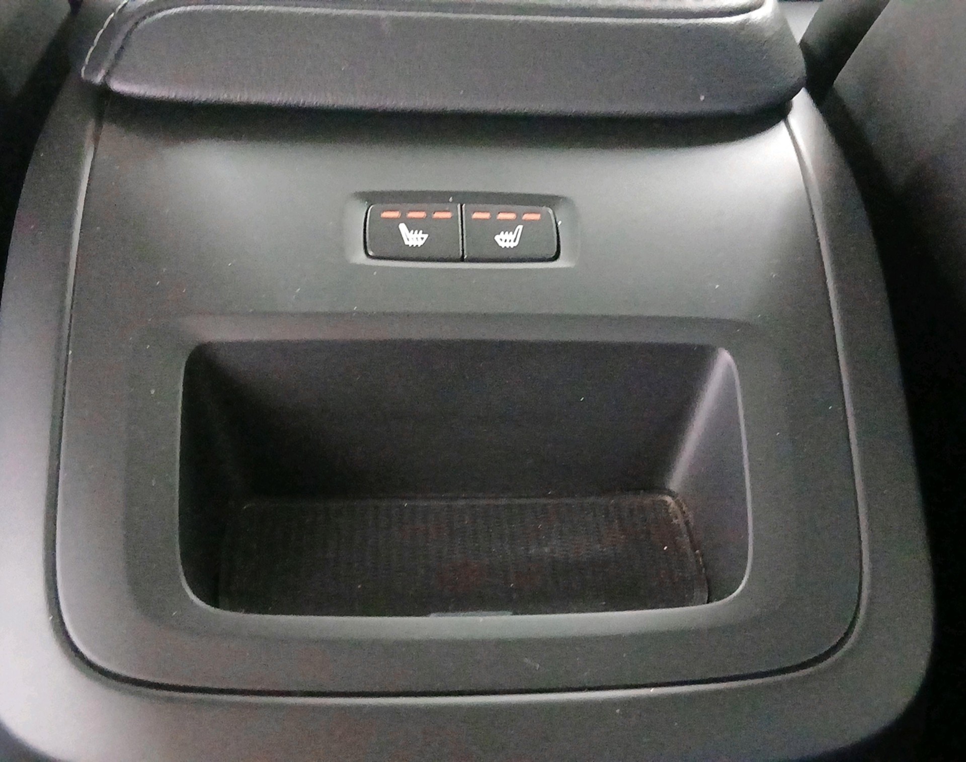 VOLVO XC60 2.0 T8 TE Inscription eAW-image-19