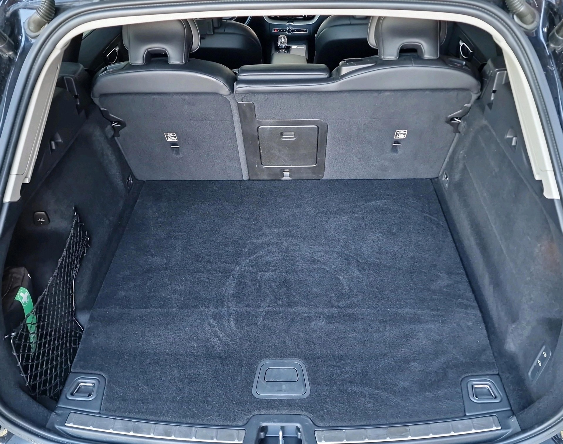 VOLVO XC60 2.0 T8 TE Inscription eAW-image-13