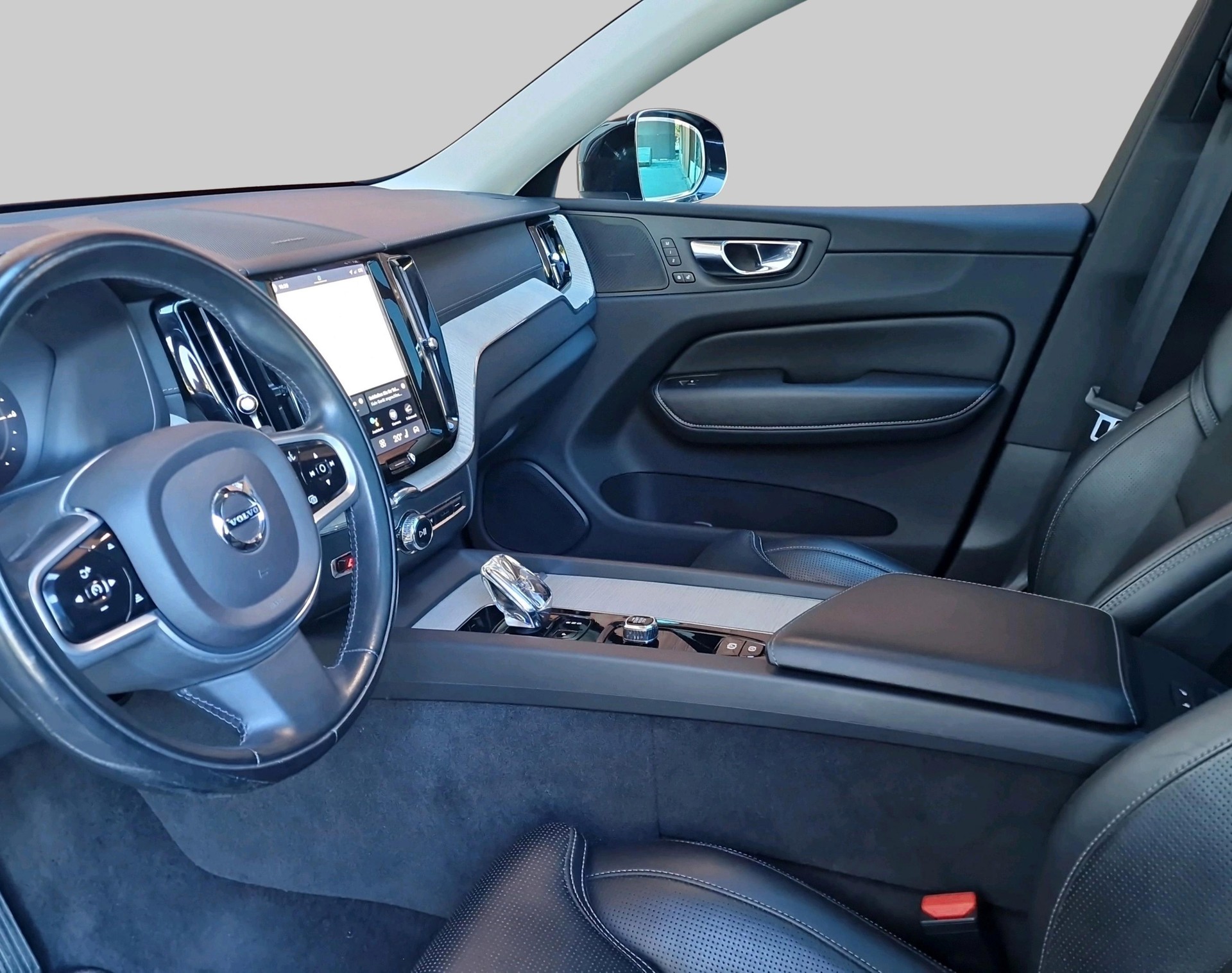 VOLVO XC60 2.0 T8 TE Inscription eAW-image-16