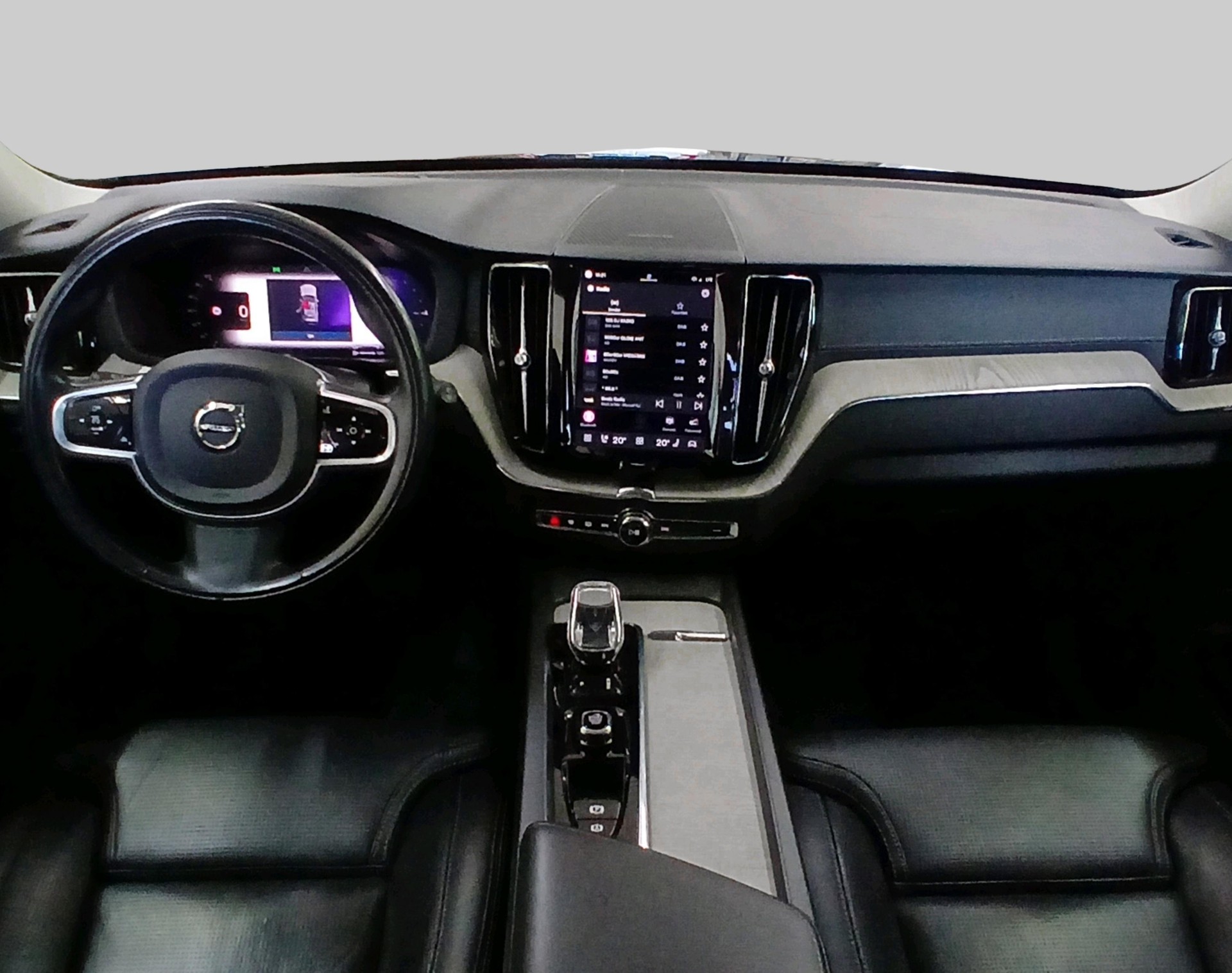 VOLVO XC60 2.0 T8 TE Inscription eAW-image-4