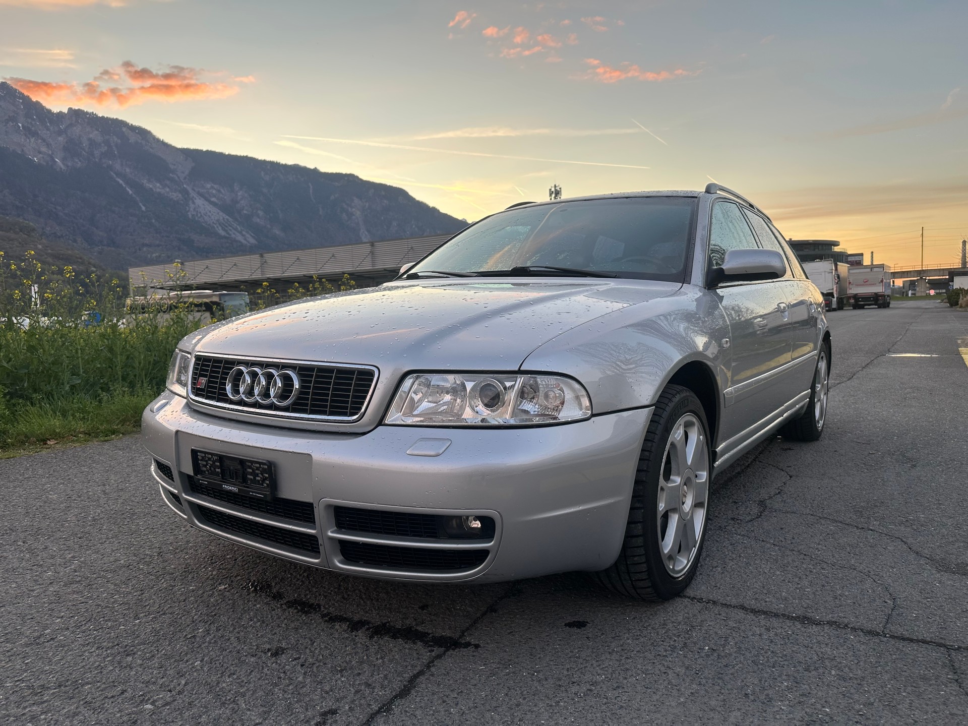 AUDI 2.7 V6 Biturbo quattro-image-0