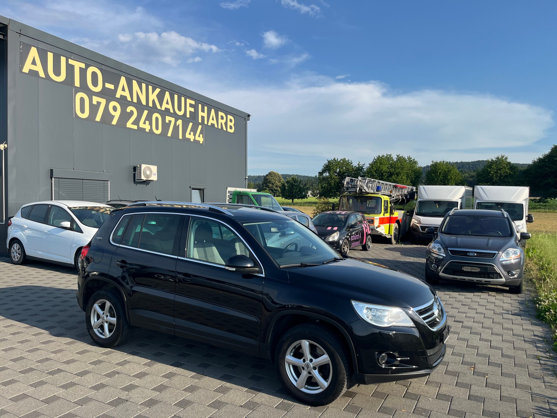 VW Tiguan 2.0 TSI Sport&Style-image-0