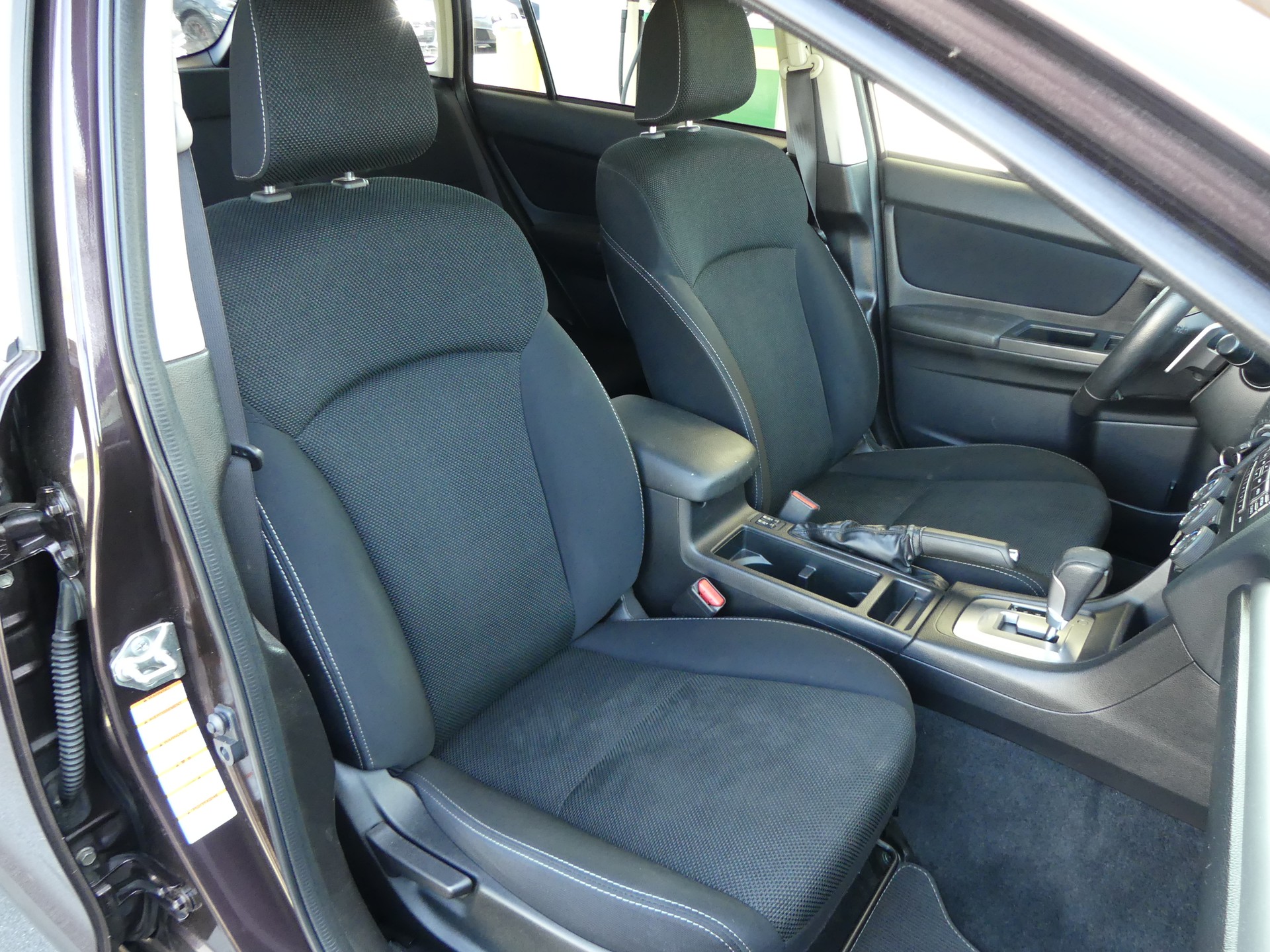 SUBARU XV 2.0 Swiss Two AWD CVT-image-10