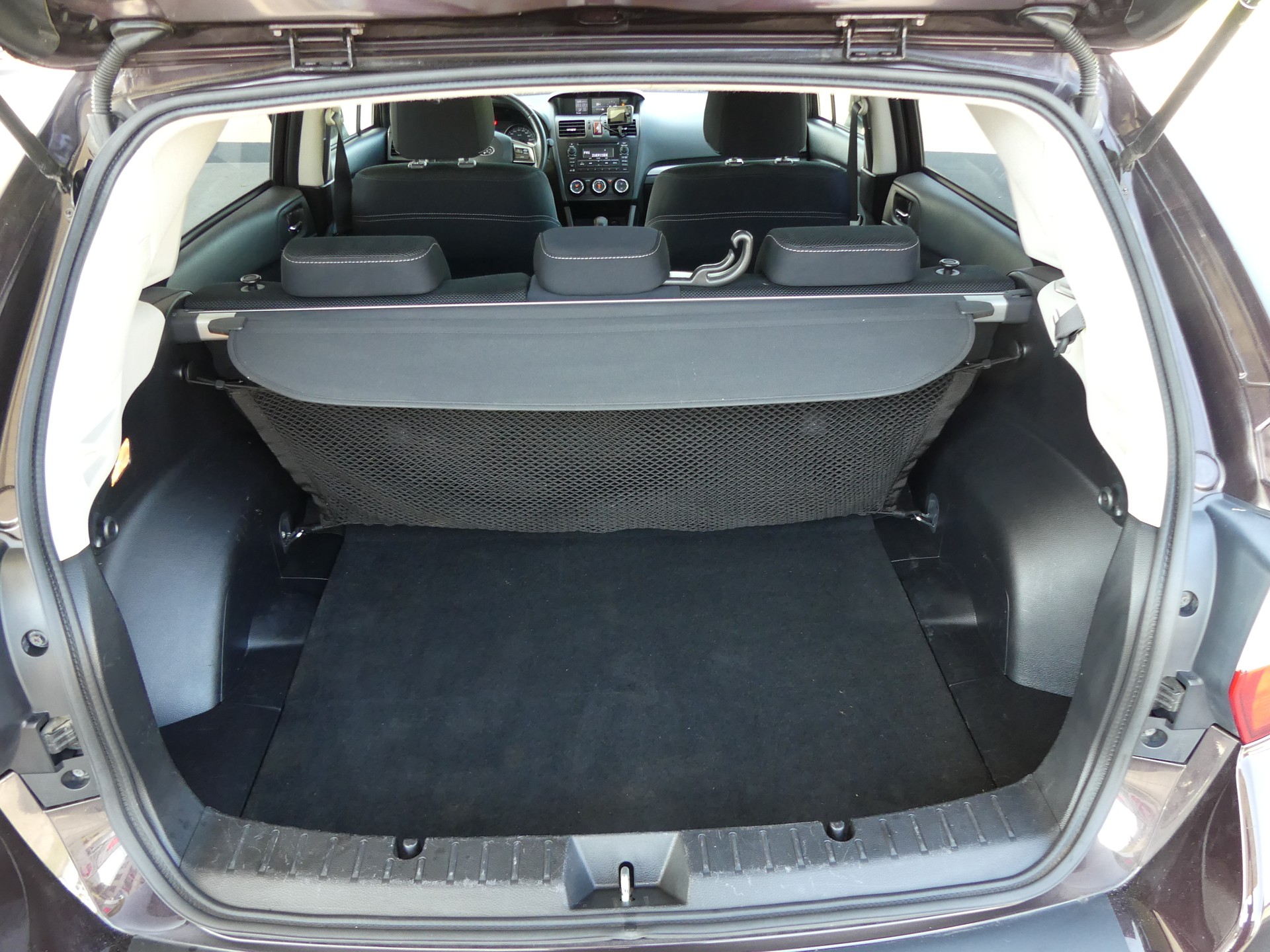 SUBARU XV 2.0 Swiss Two AWD CVT-image-15