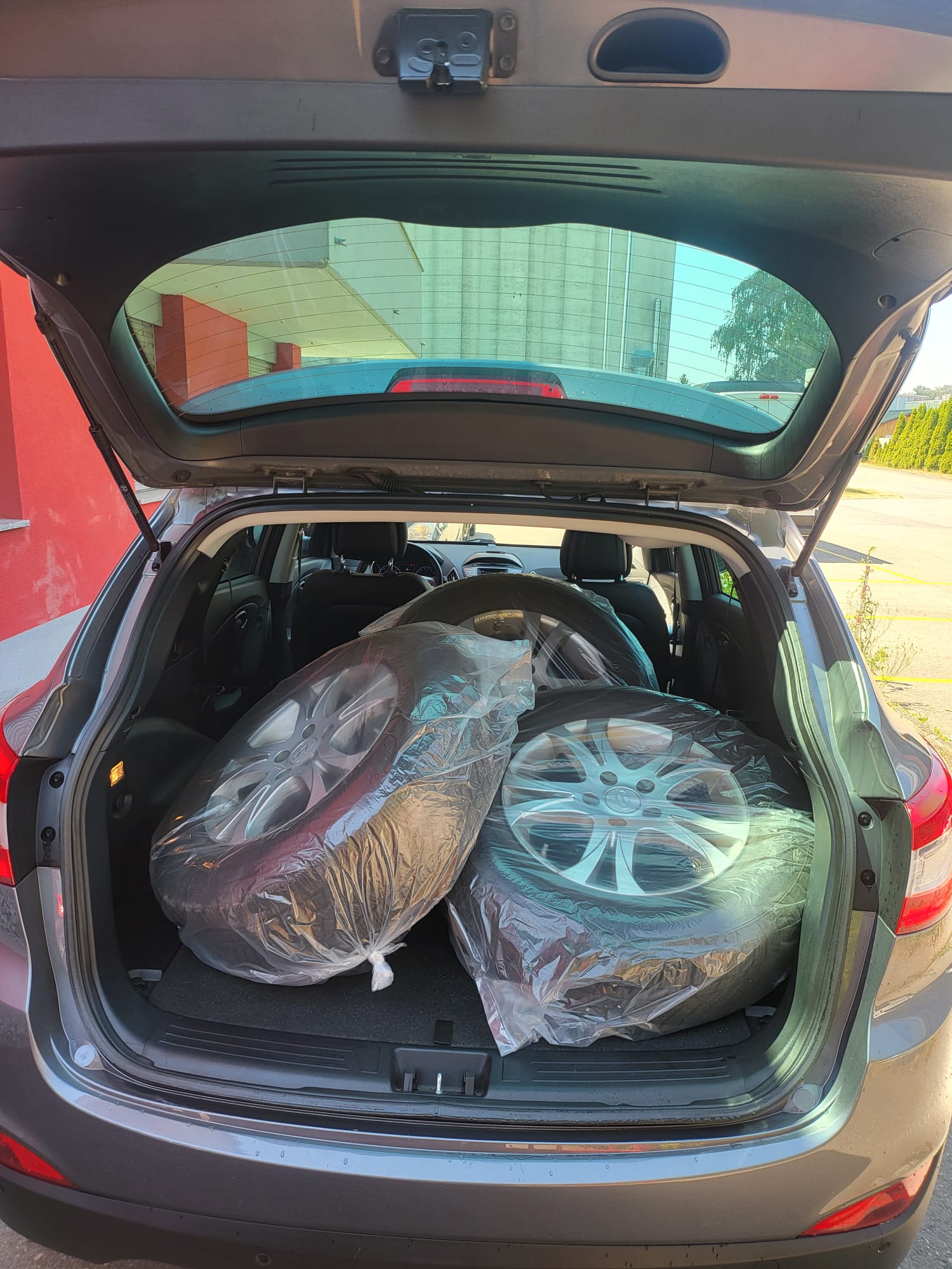HYUNDAI iX 35 2.0 CRDi Style 4WD-image-6