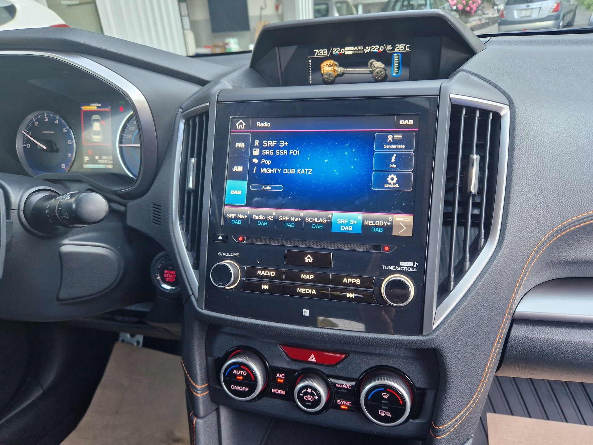SUBARU XV 2.0 e-Boxer Luxury AWD Lineartronic-image-15