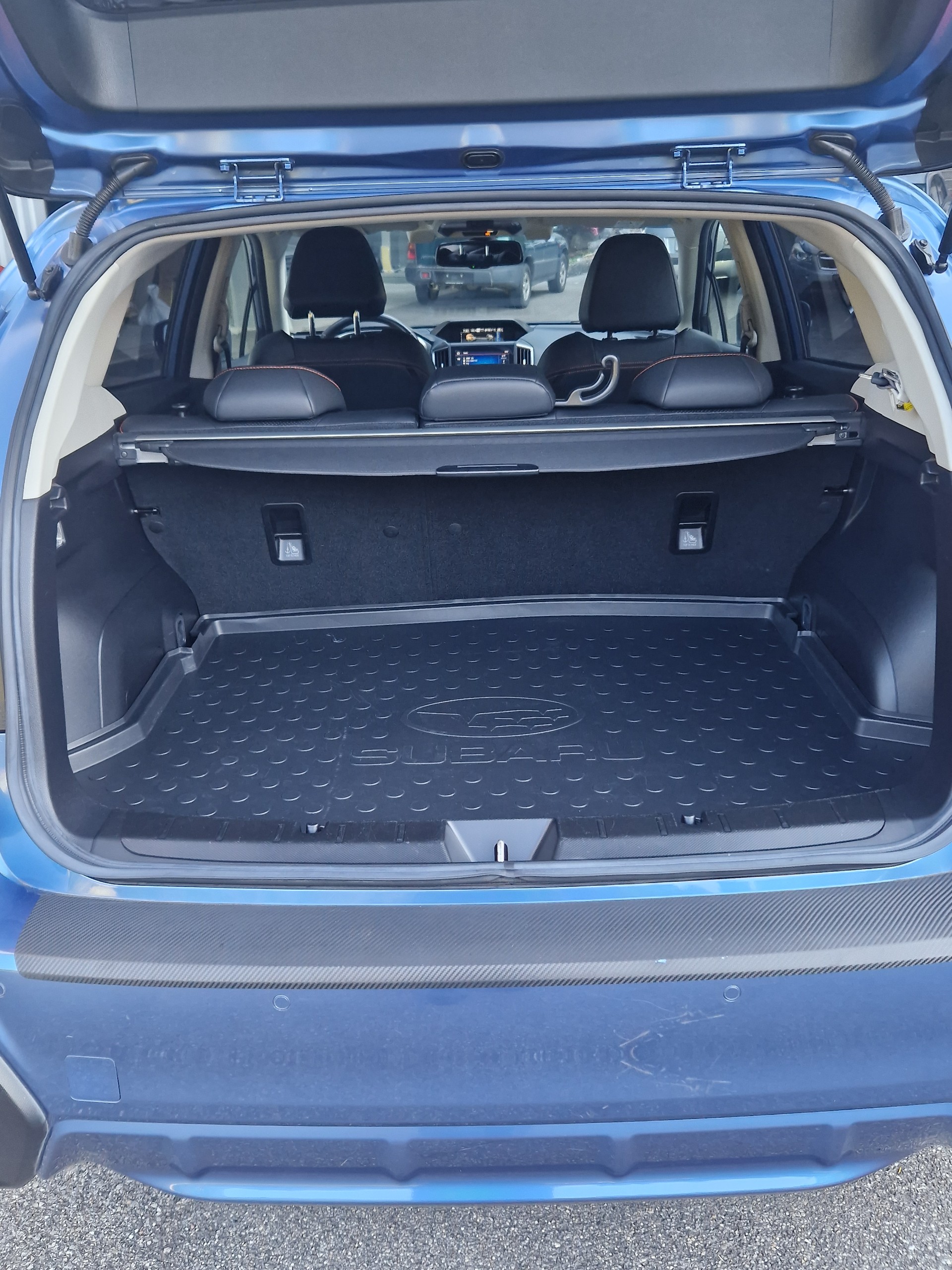 SUBARU XV 2.0 e-Boxer Luxury AWD Lineartronic-image-4