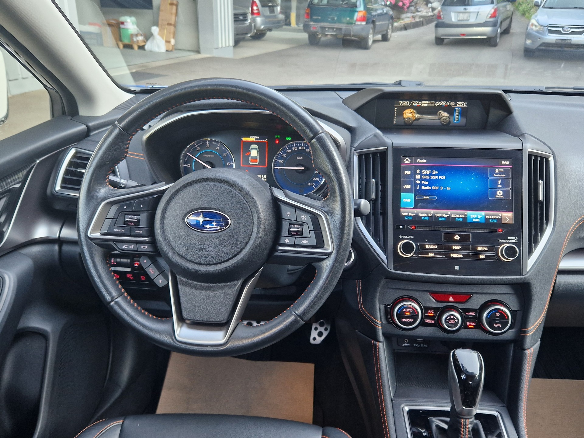 SUBARU XV 2.0 e-Boxer Luxury AWD Lineartronic-image-9