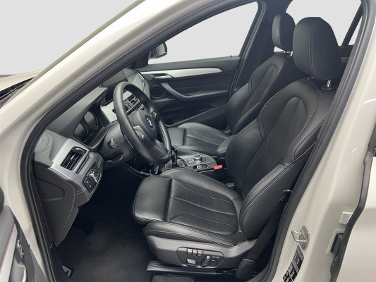 BMW X1 xDrive 25i M Sport-image-8
