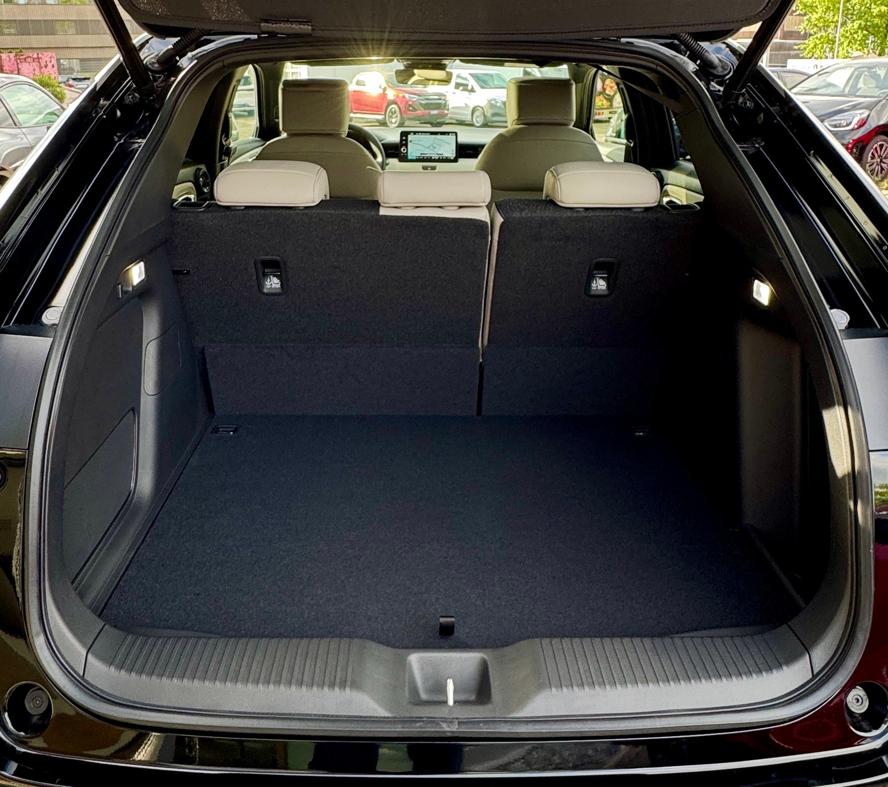 HONDA HR-V 1.5i-MMD Advance Plus CVT Modell 2027 1.9% Leasing Aktion unschlagbar mit 8 Jahren Garantie-image-6