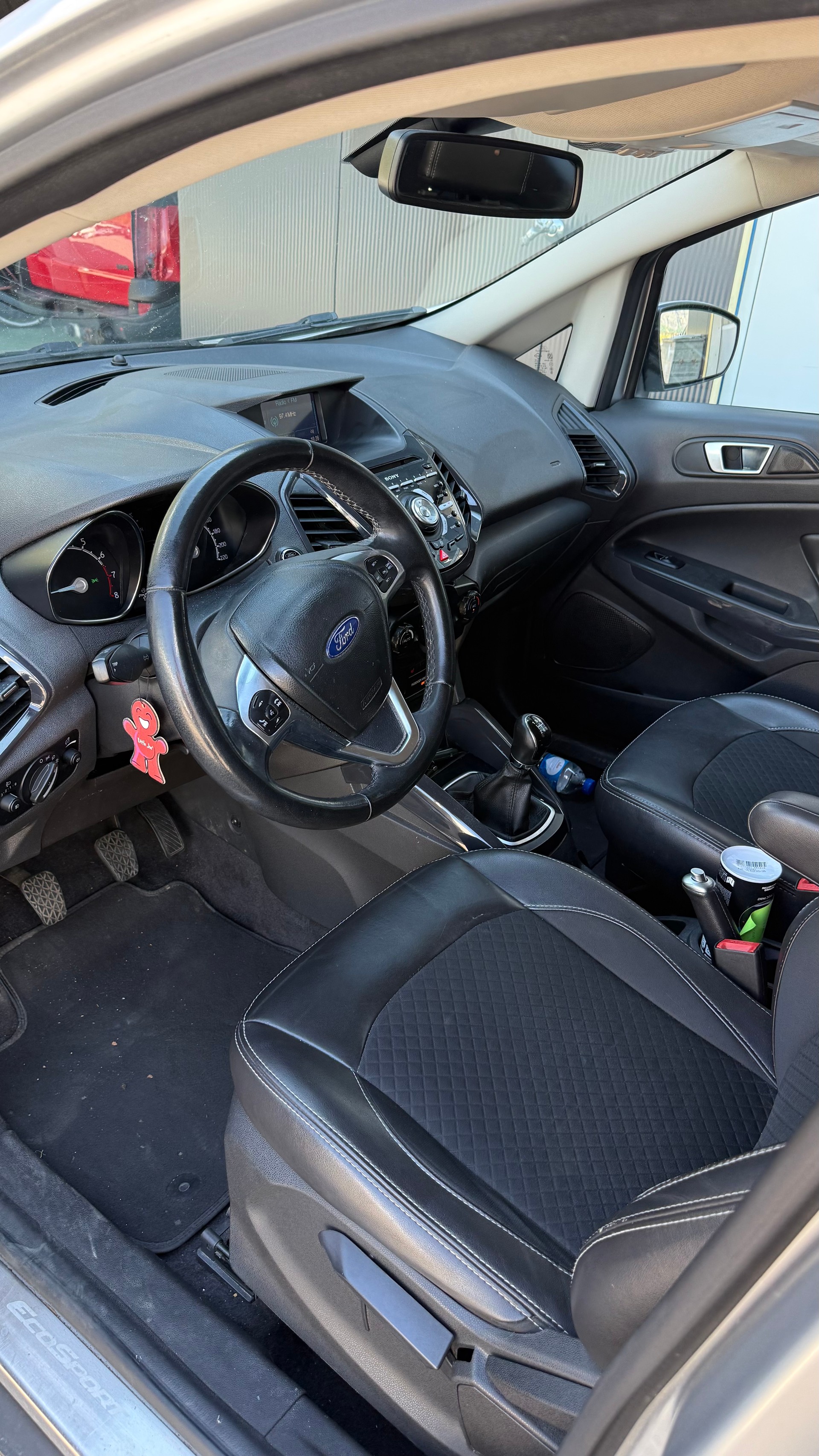 FORD EcoSport 1.0 SCTi Trend-image-7