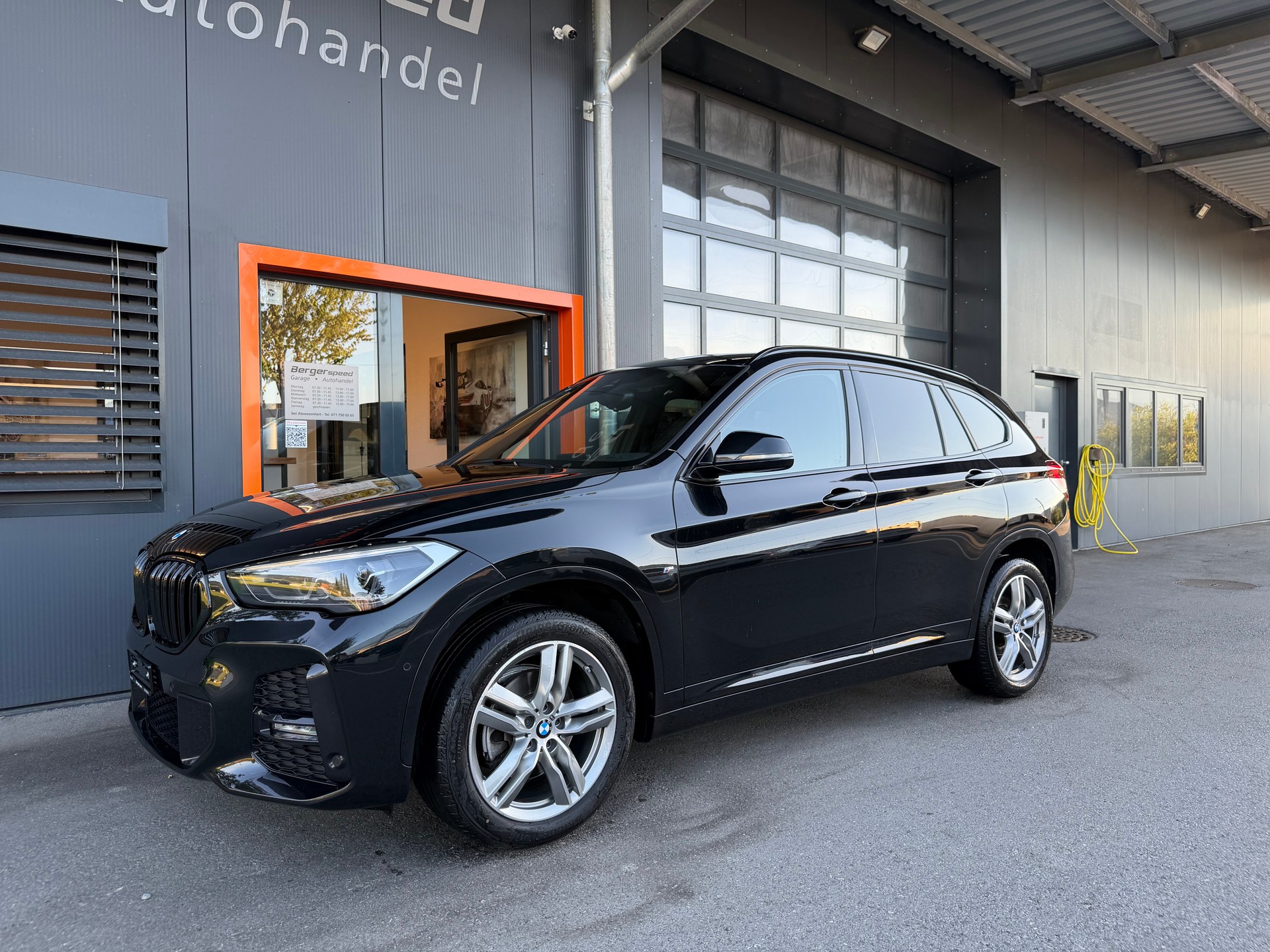 BMW X1 xDrive 18d M Sport-image-0