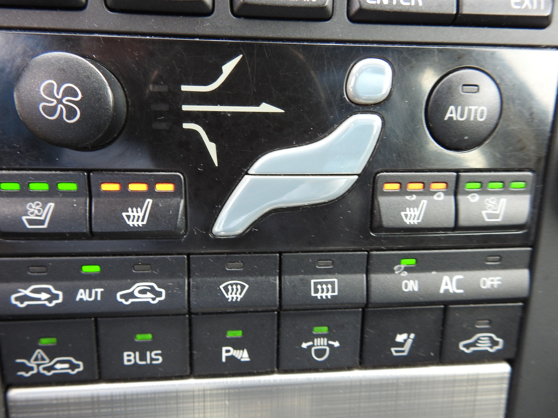 VOLVO S80 3.2 AWD Executive Geartronic-image-27