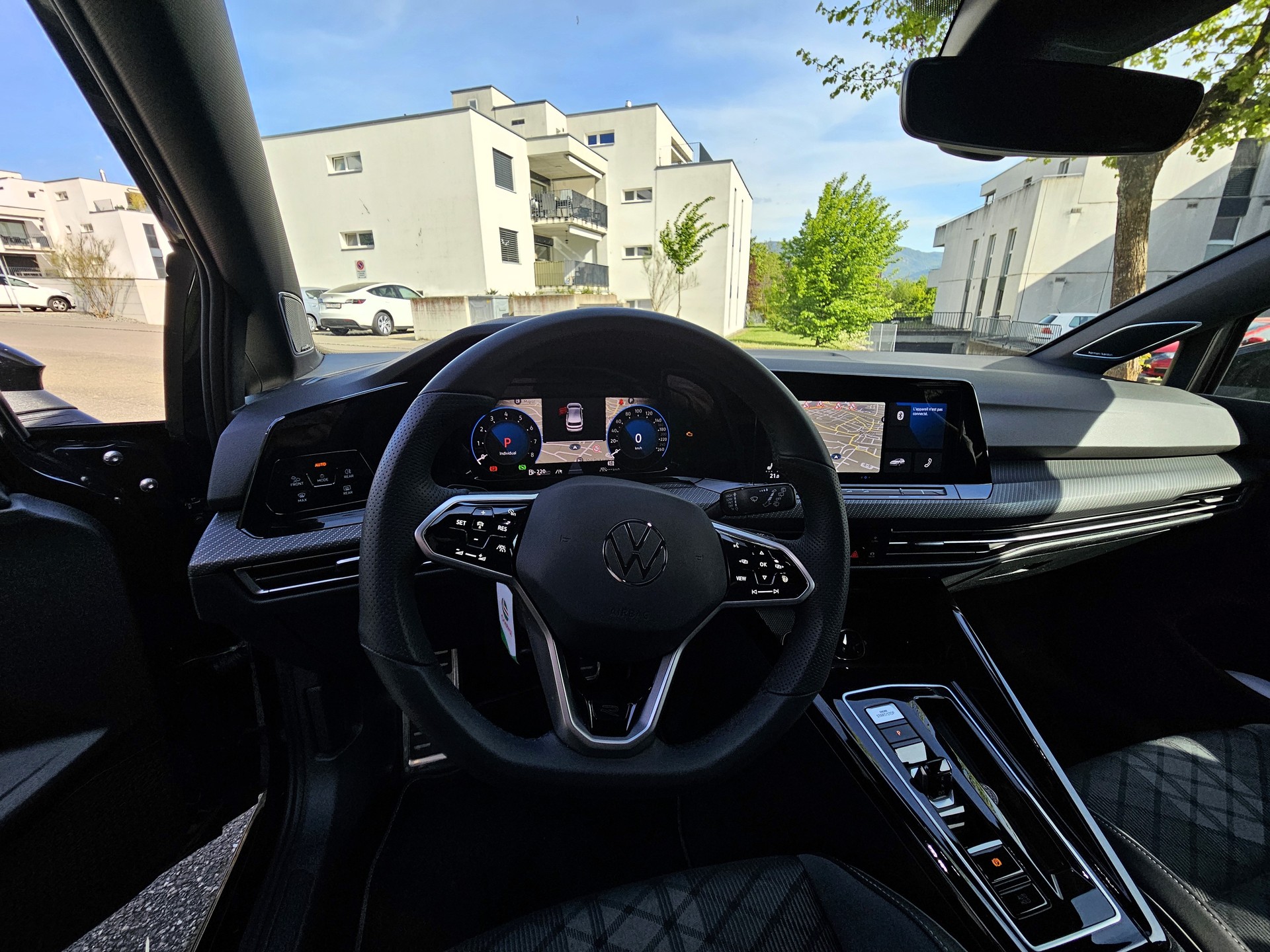 VW 1.5 eTSI R-Line 75 Edition DSG-image-4