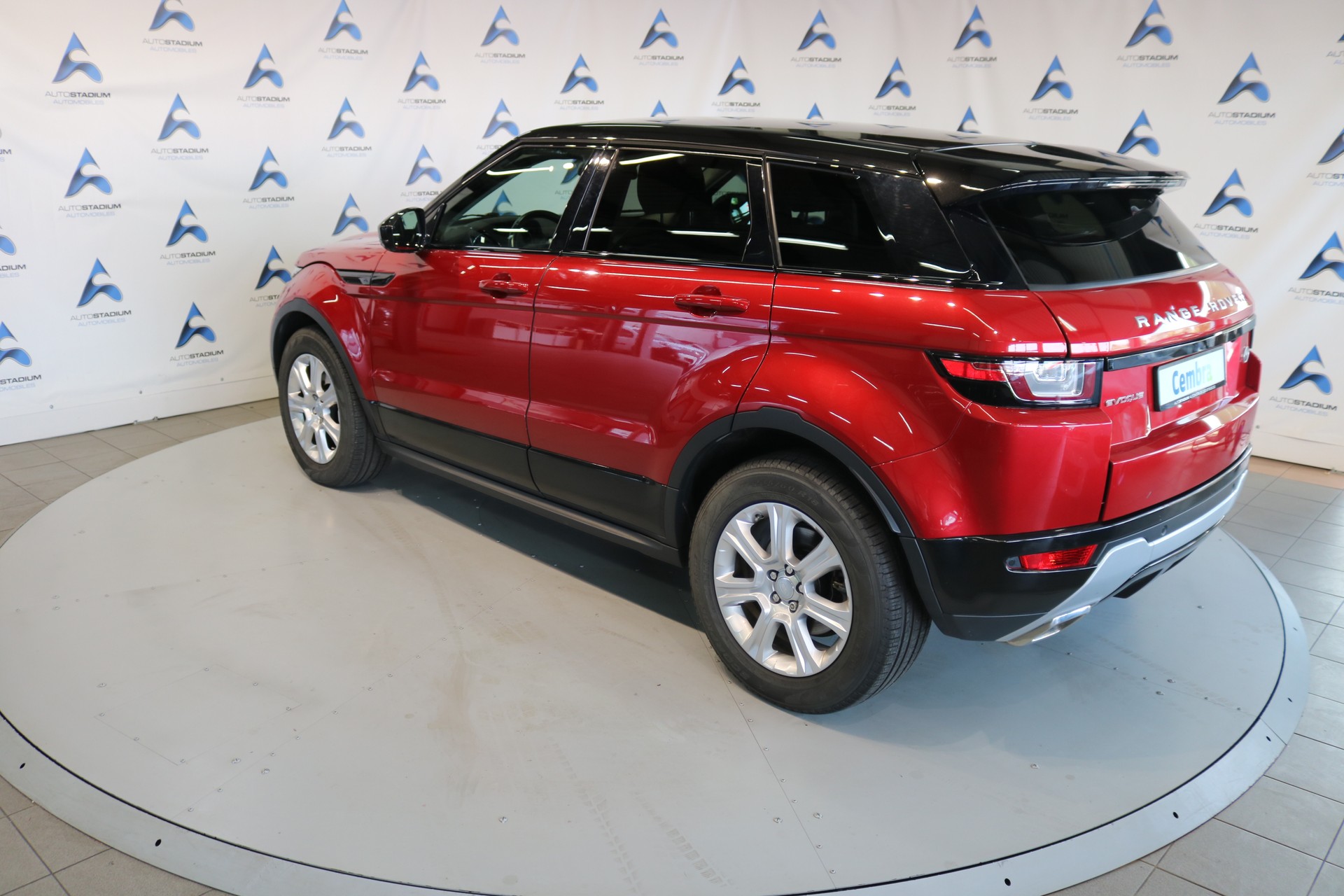 LAND ROVER Range Rover Evoque 2.0 TD4 HSE Dynamic AT9-image-17