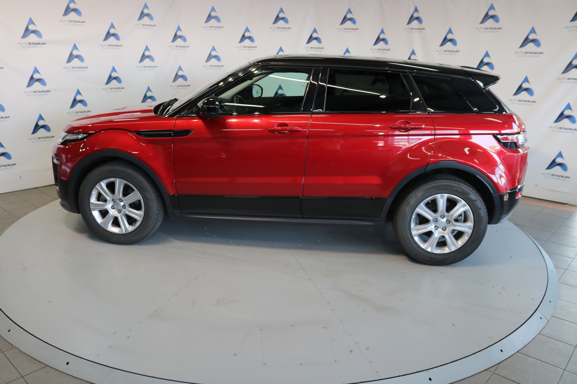 LAND ROVER Range Rover Evoque 2.0 TD4 HSE Dynamic AT9-image-15