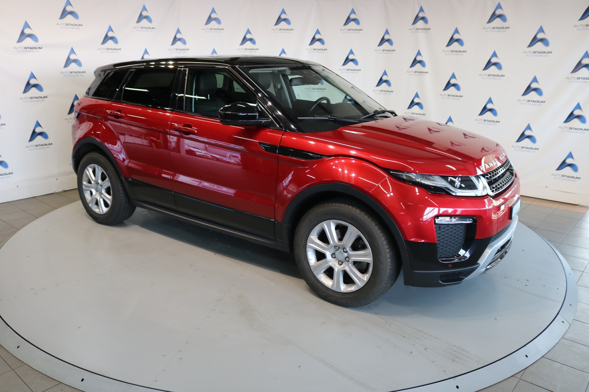 LAND ROVER Range Rover Evoque 2.0 TD4 HSE Dynamic AT9-image-29
