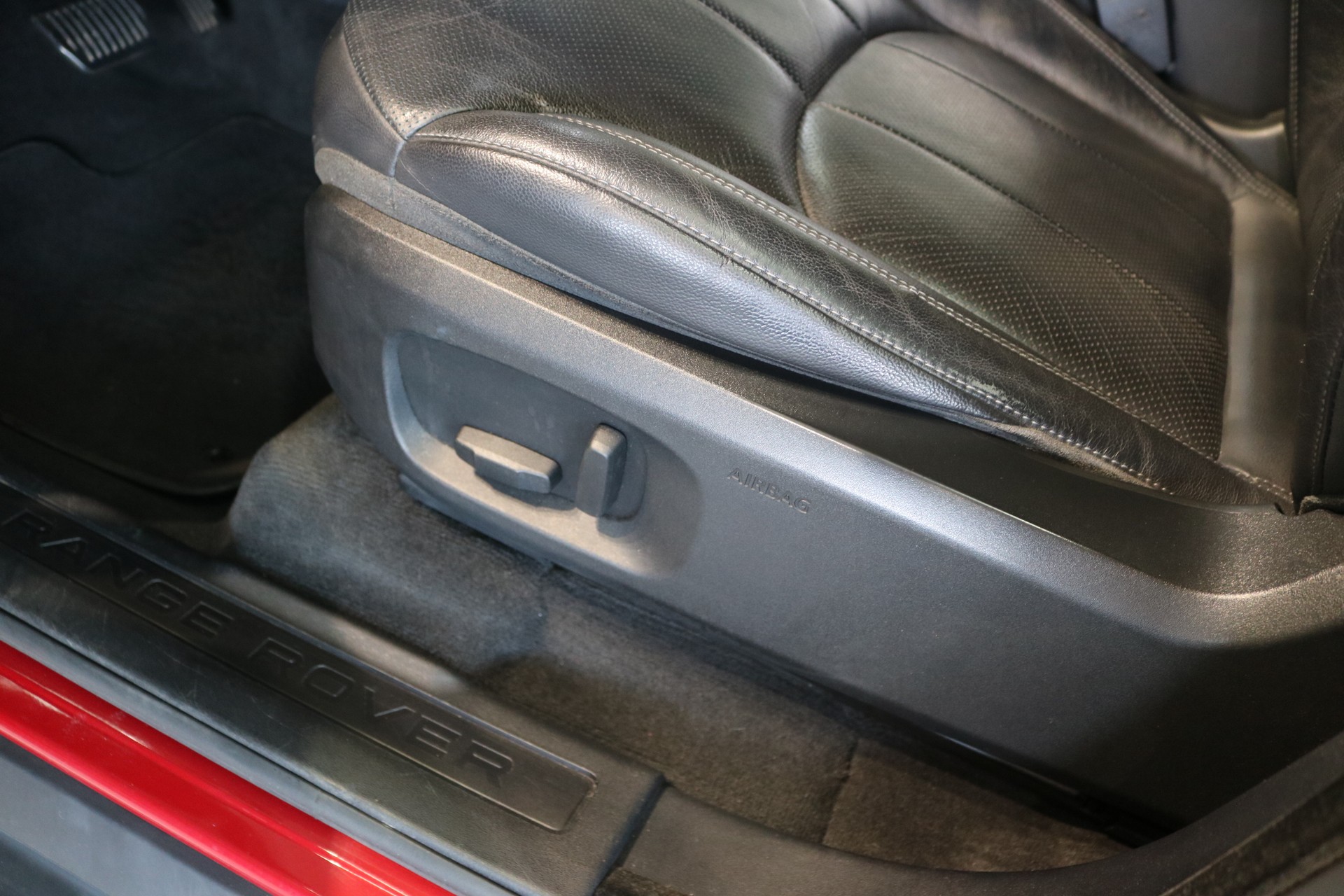 LAND ROVER Range Rover Evoque 2.0 TD4 HSE Dynamic AT9-image-41