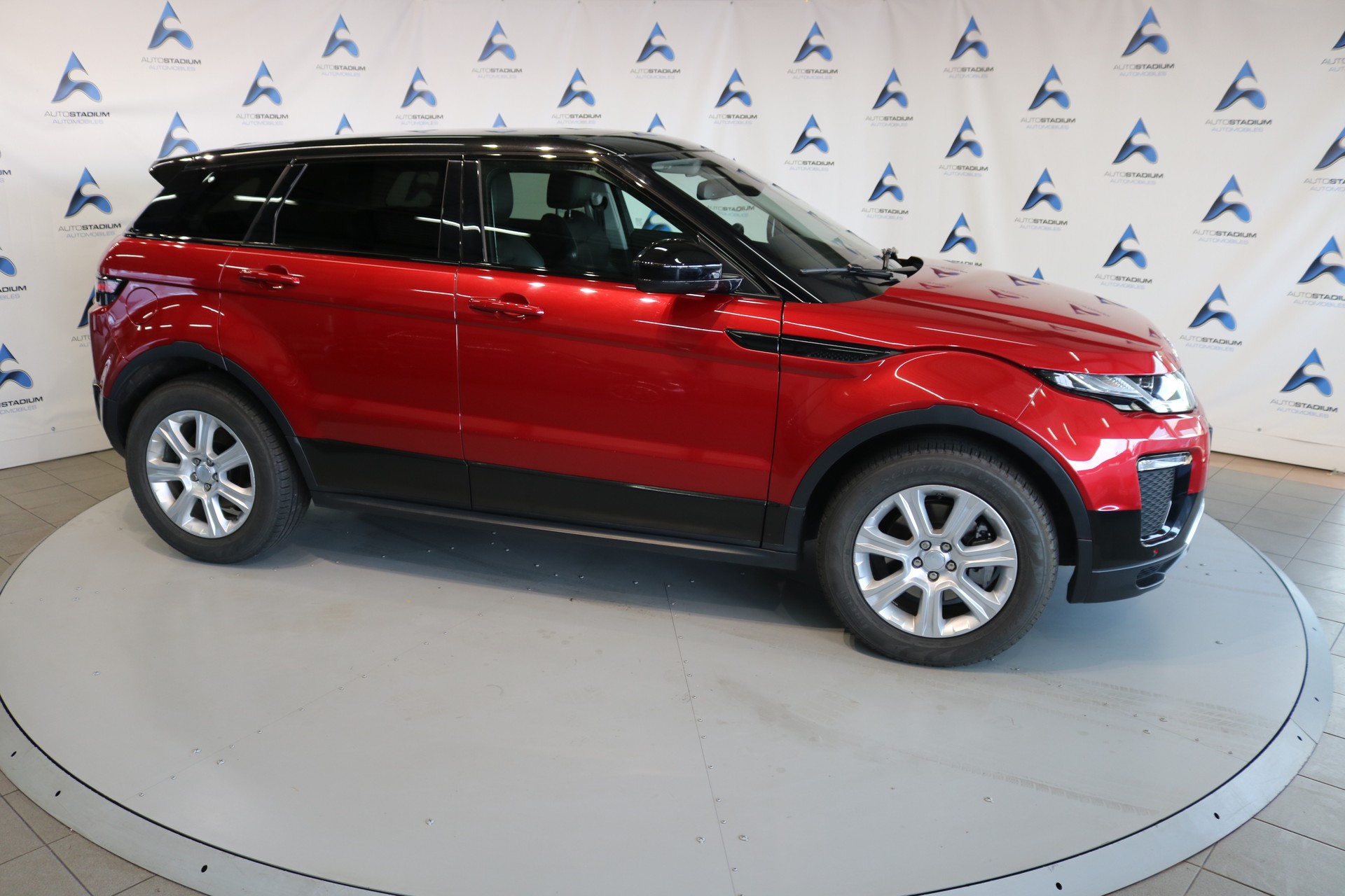 LAND ROVER Range Rover Evoque 2.0 TD4 HSE Dynamic AT9-image-27
