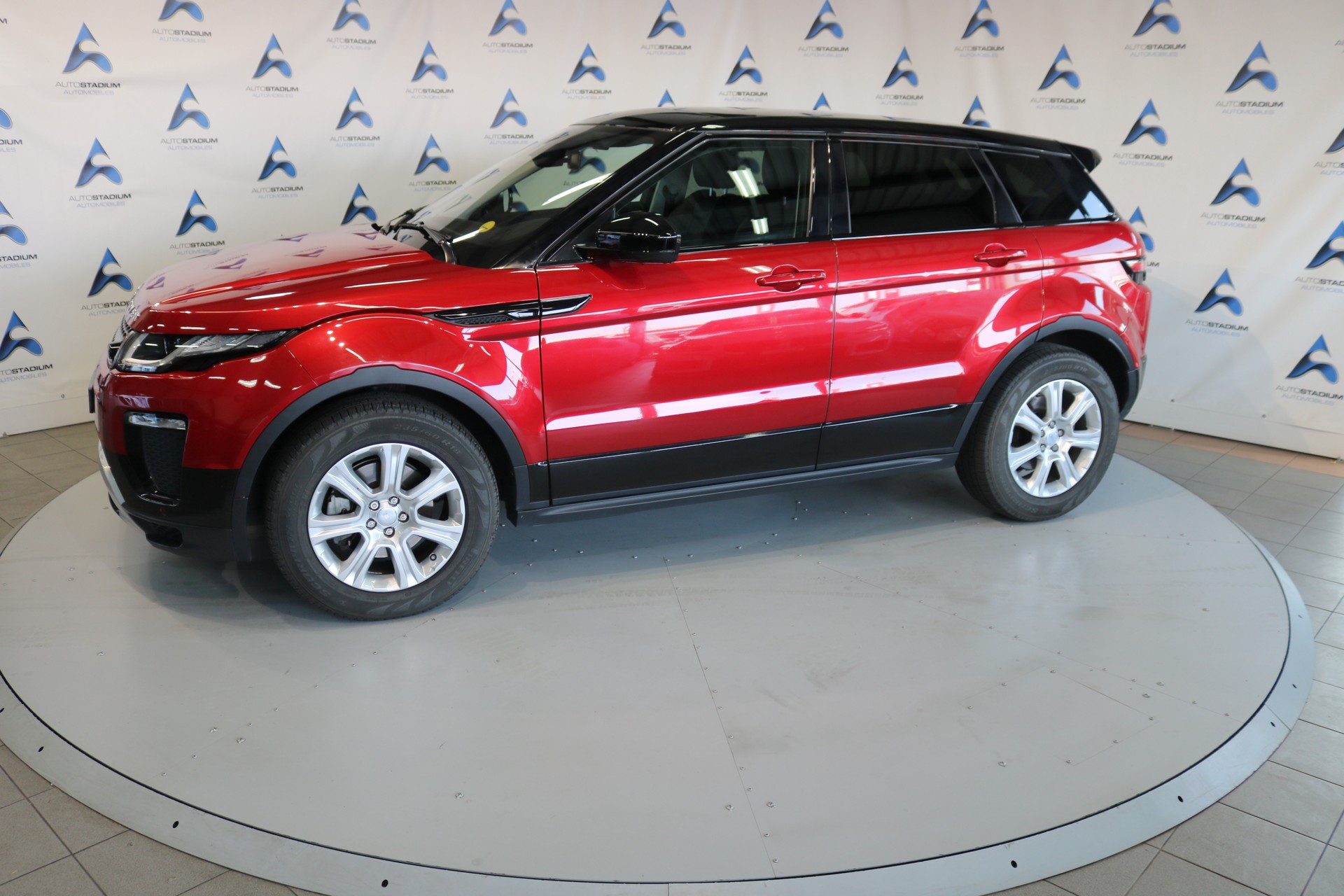 LAND ROVER Range Rover Evoque 2.0 TD4 HSE Dynamic AT9-image-13