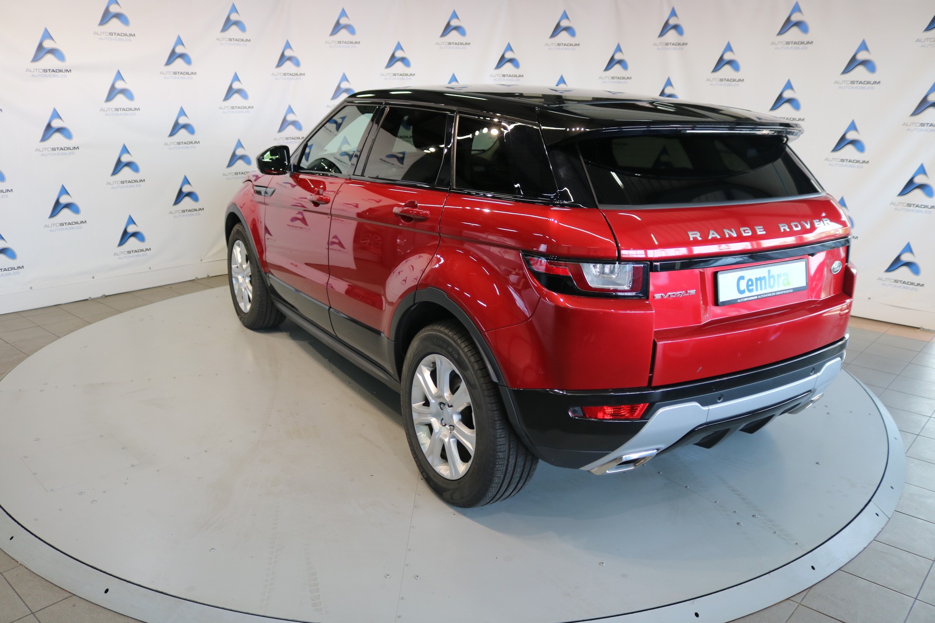 LAND ROVER Range Rover Evoque 2.0 TD4 HSE Dynamic AT9-image-18