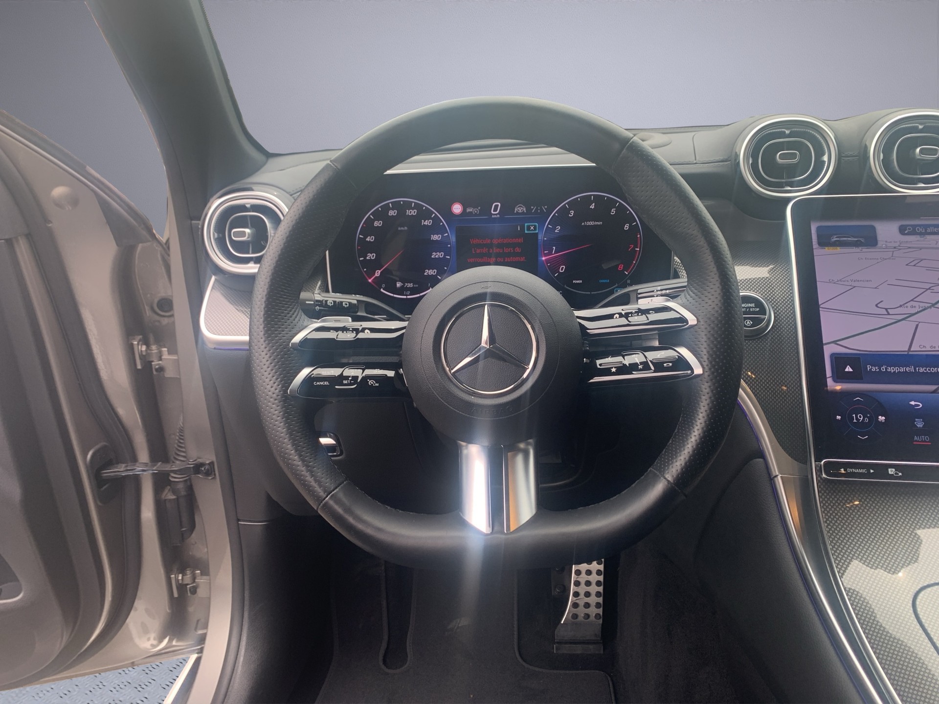MERCEDES-BENZ GLC 200 4Matic 9G-Tronic-image-11