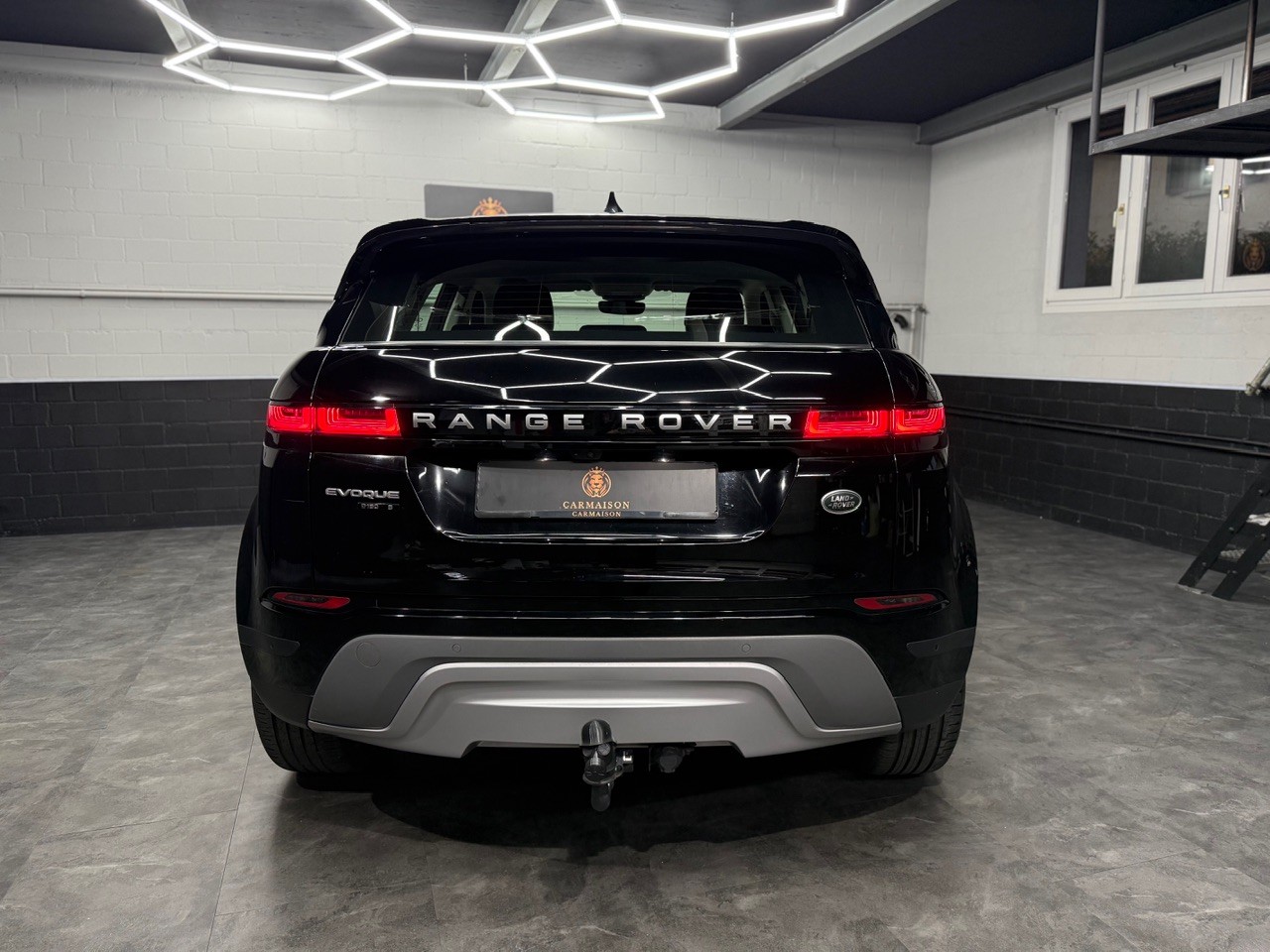 LAND ROVER Range Rover Evoque R-Dynamic D 180 S AT9-image-7